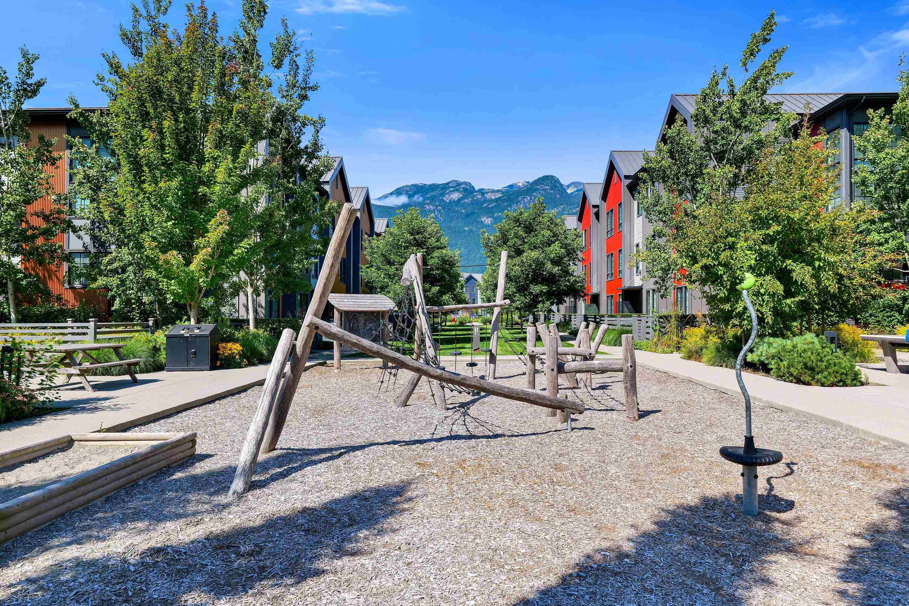 1379 MARINASIDE PLACE