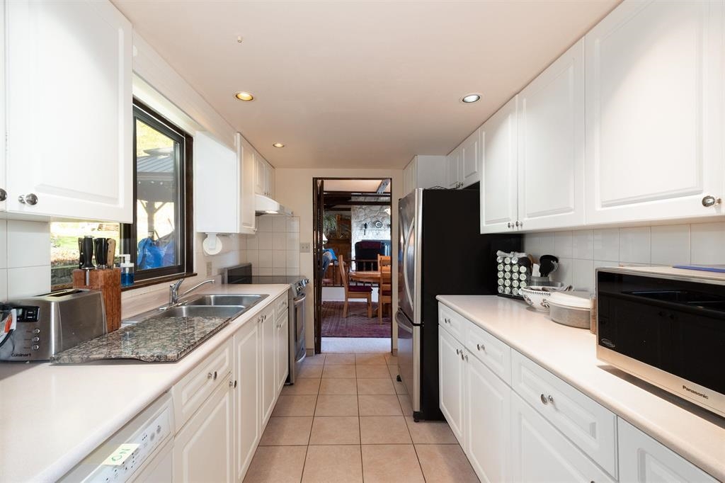 560 CRAIGMOHR DRIVE
