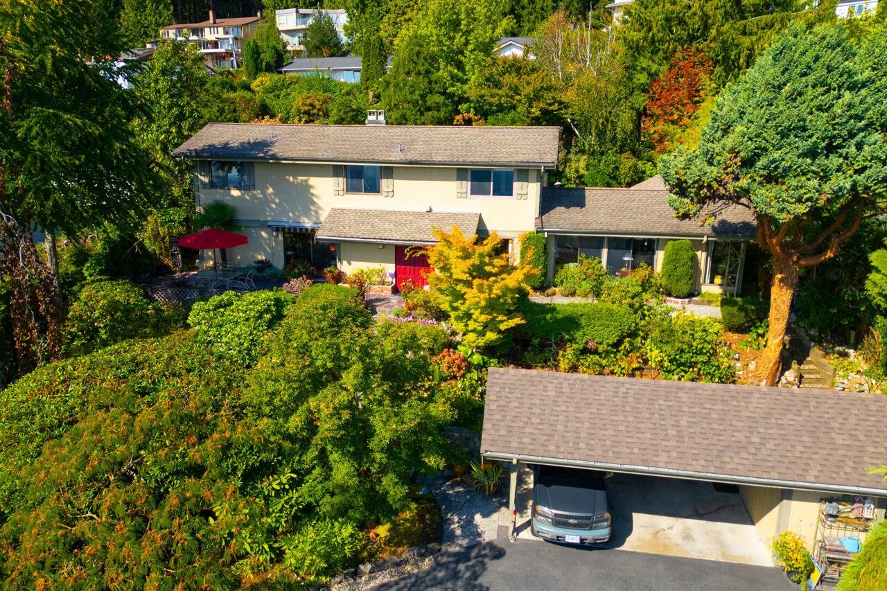 560 CRAIGMOHR DRIVE