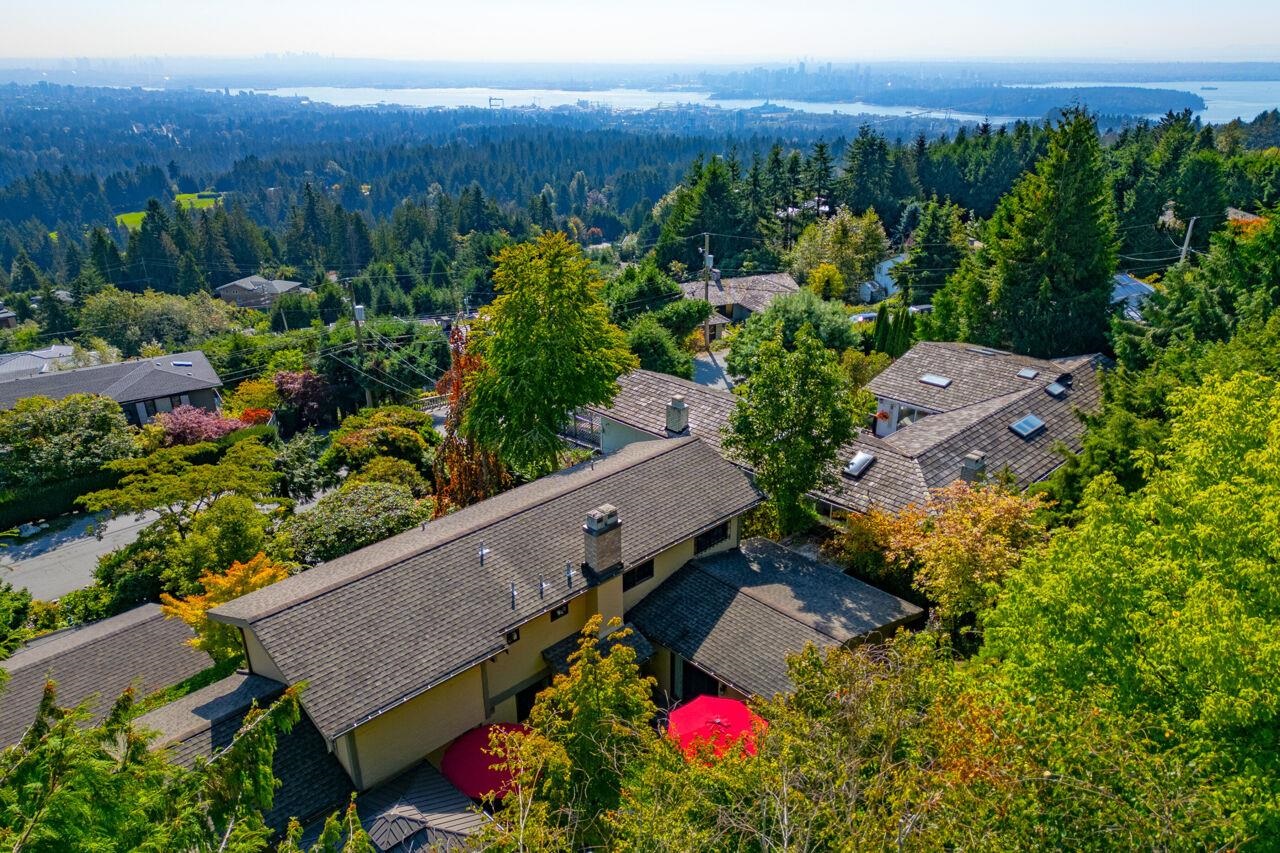 560 CRAIGMOHR DRIVE
