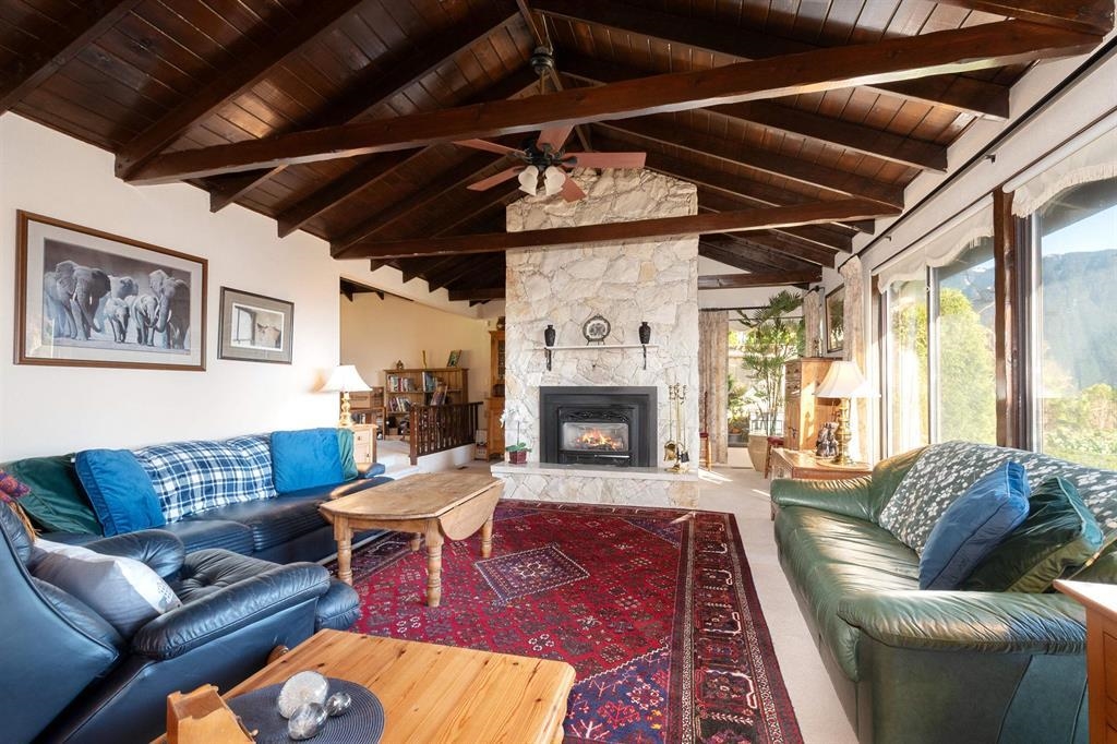 560 CRAIGMOHR DRIVE