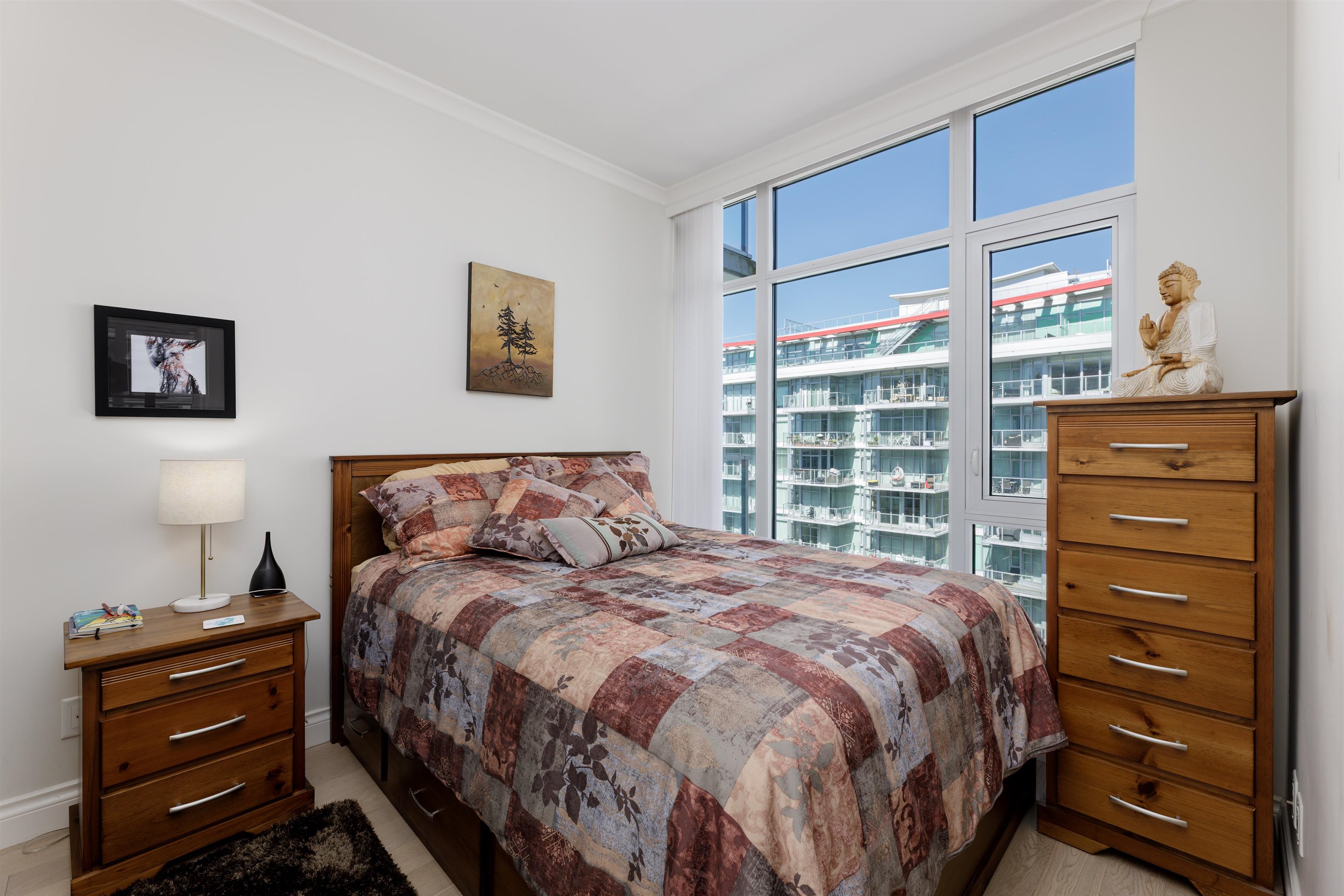 708 185 VICTORY SHIP WAY