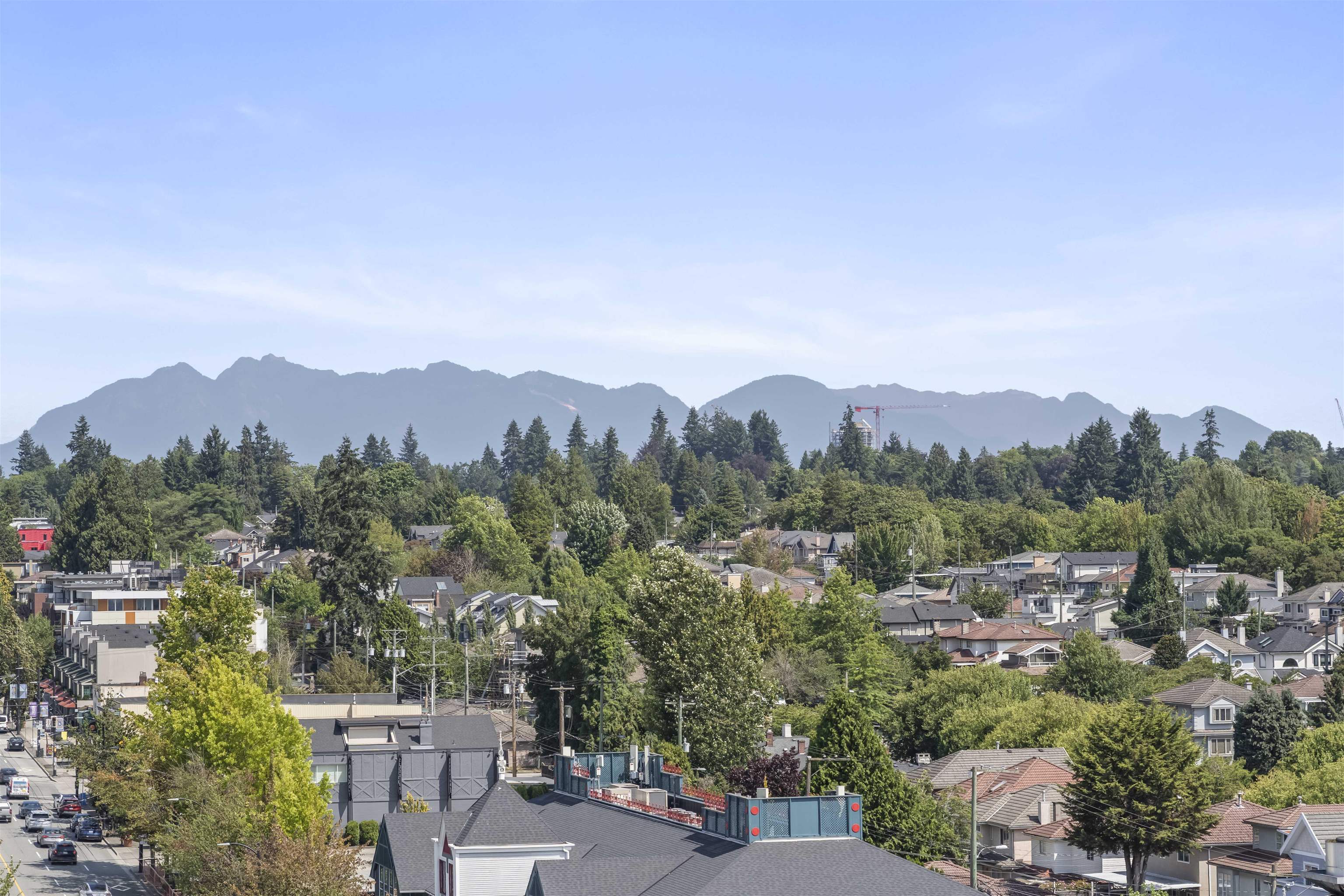 904 8415 GRANVILLE STREET