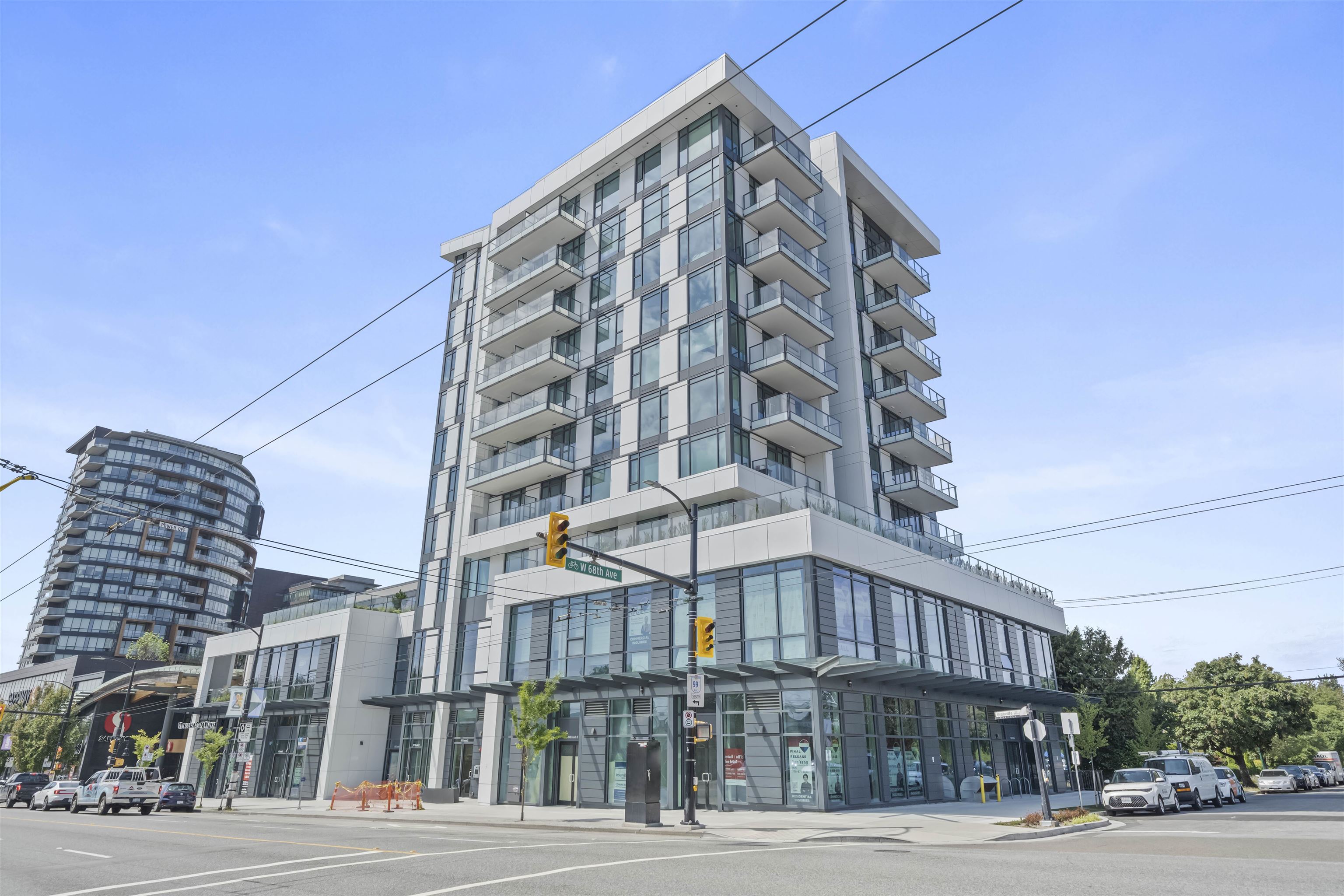 904 8415 GRANVILLE STREET