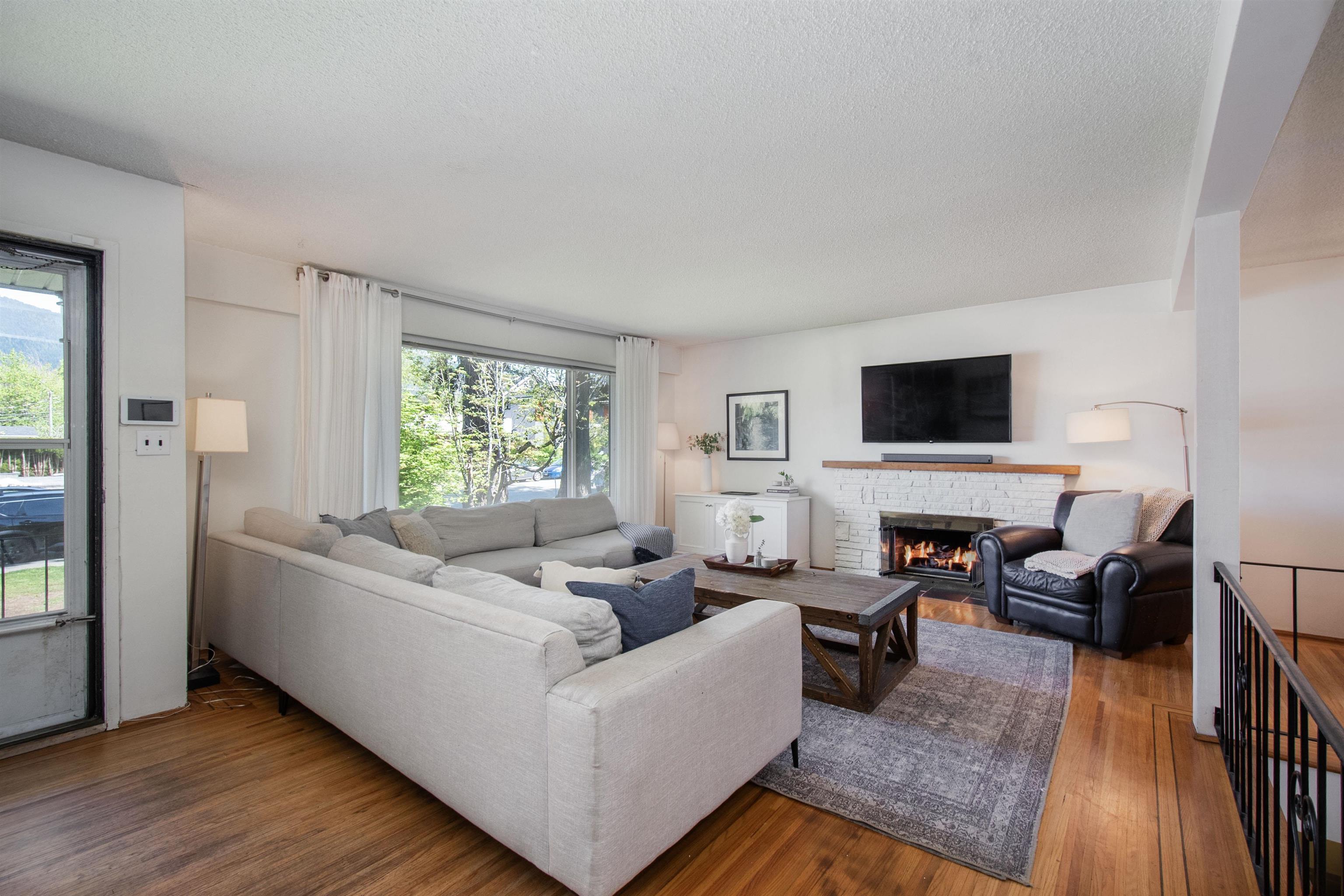 361 W 19TH STREET
