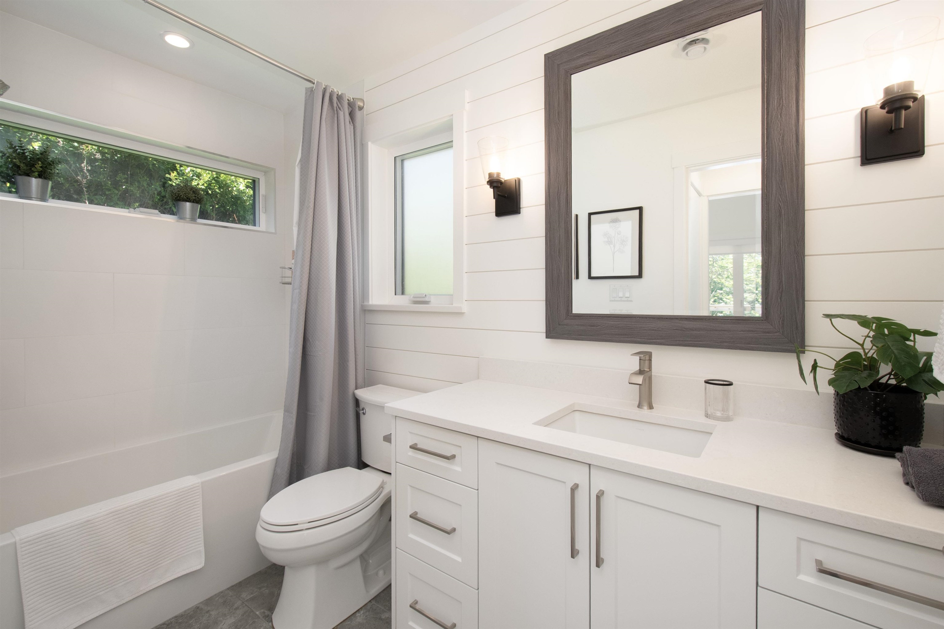 361 W 19TH STREET
