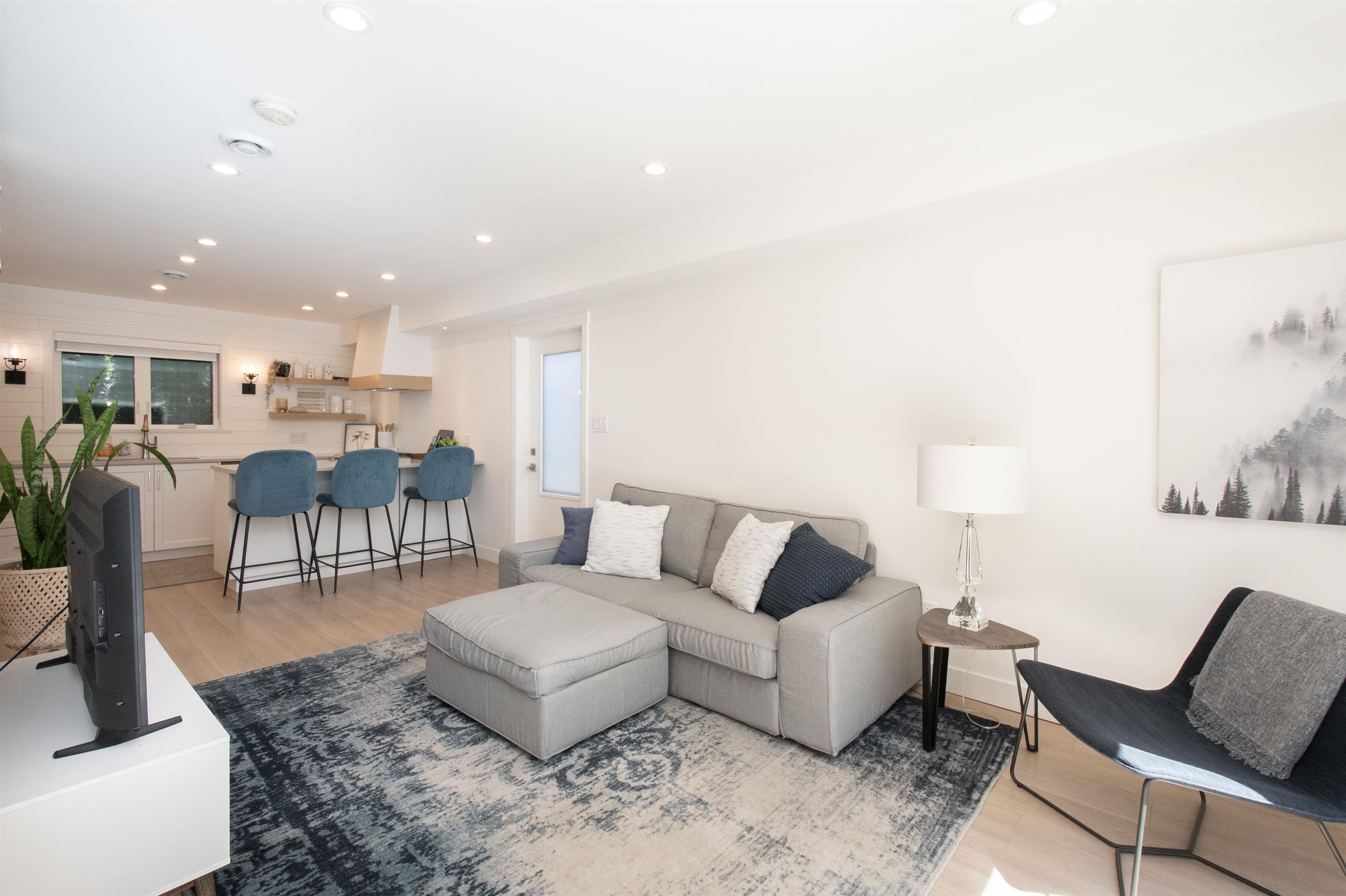 361 W 19TH STREET