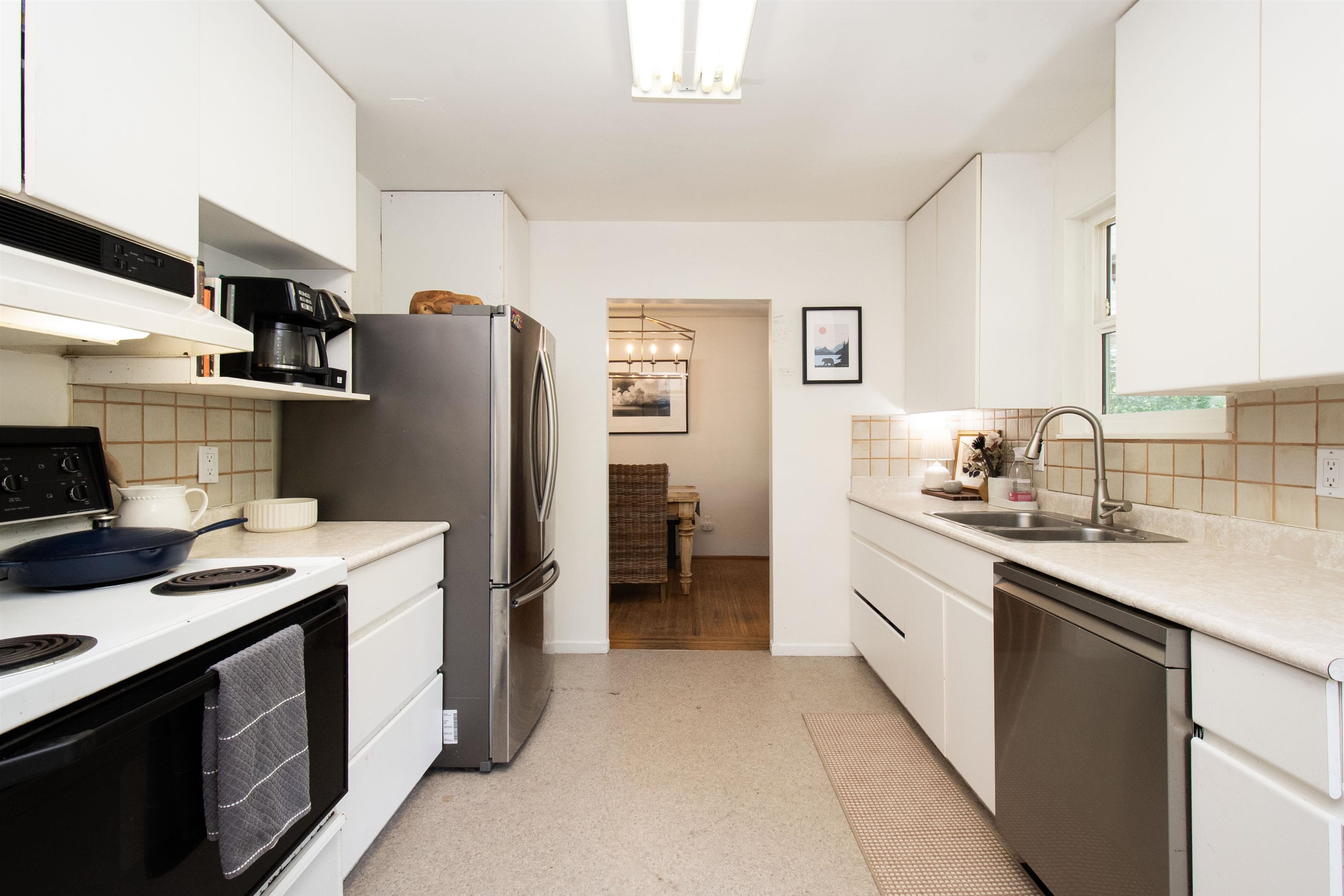 361 W 19TH STREET