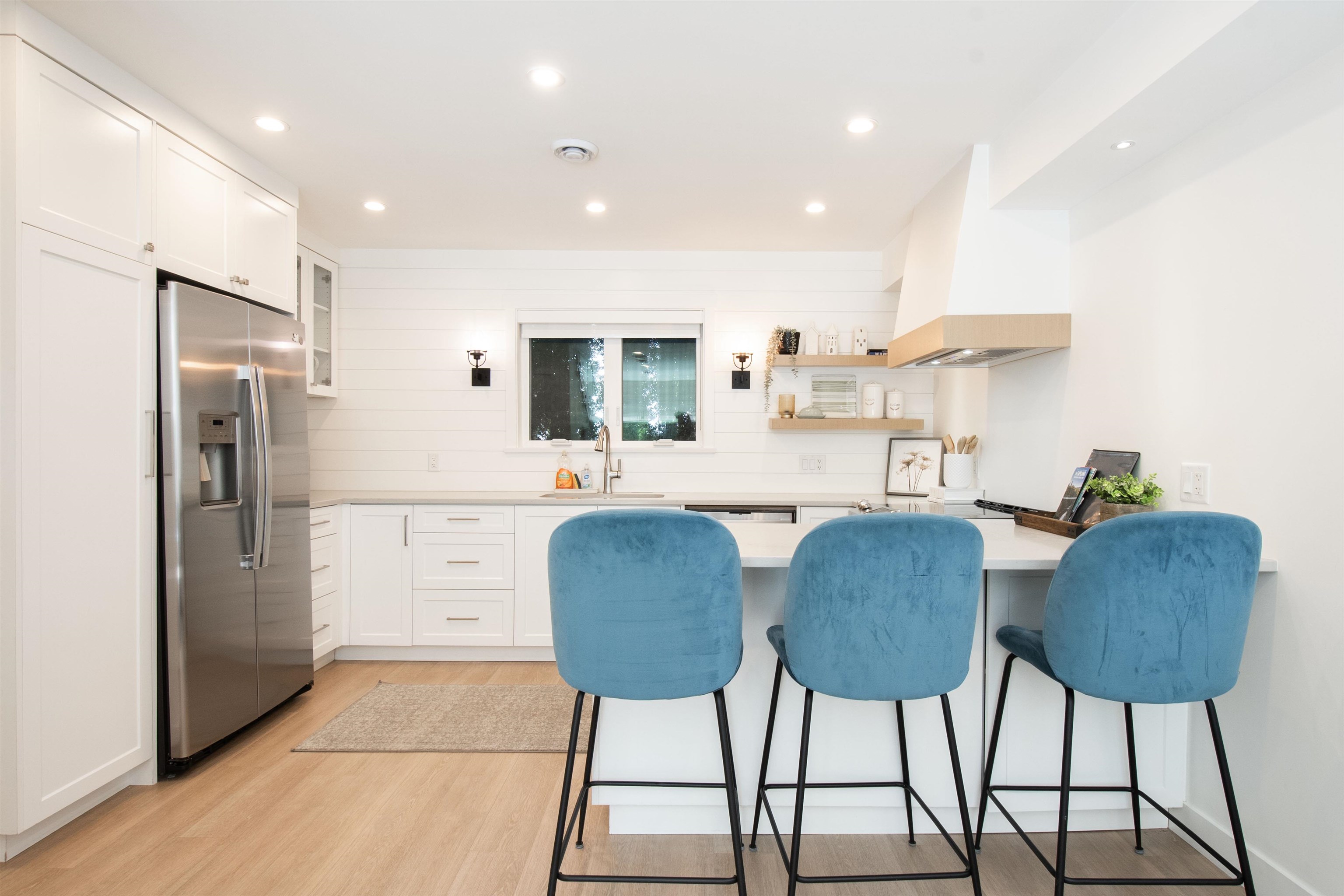 361 W 19TH STREET