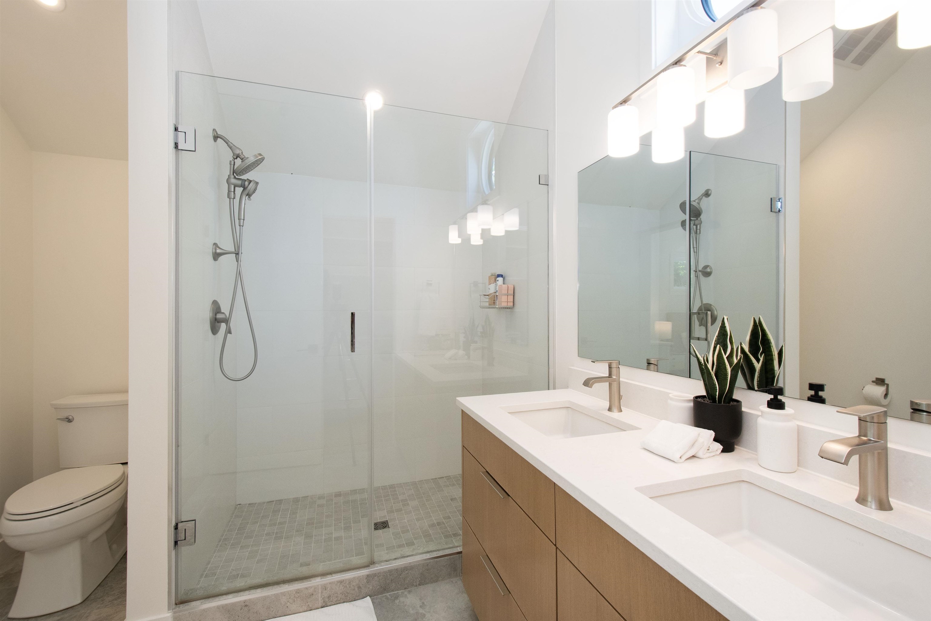 361 W 19TH STREET