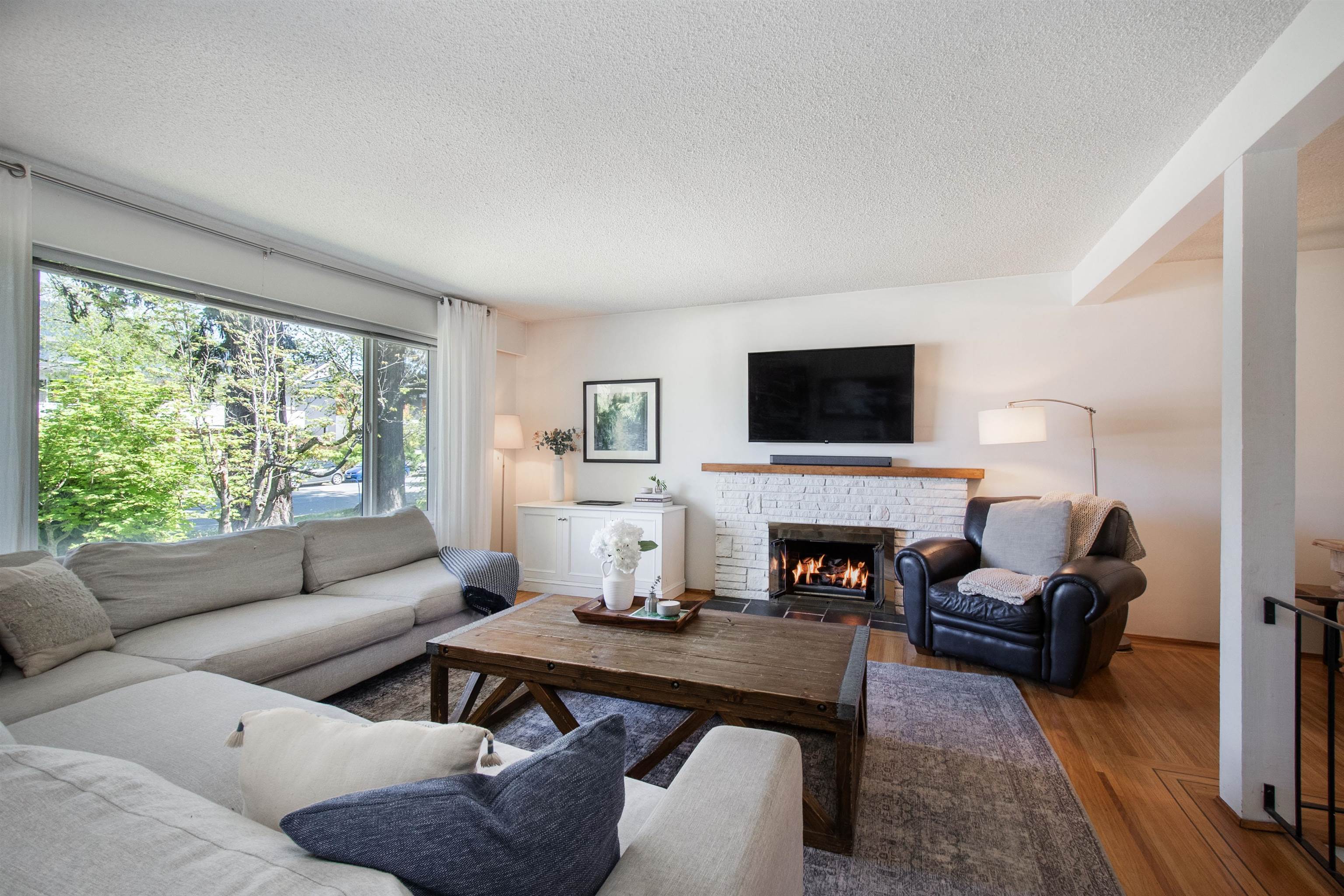 361 W 19TH STREET