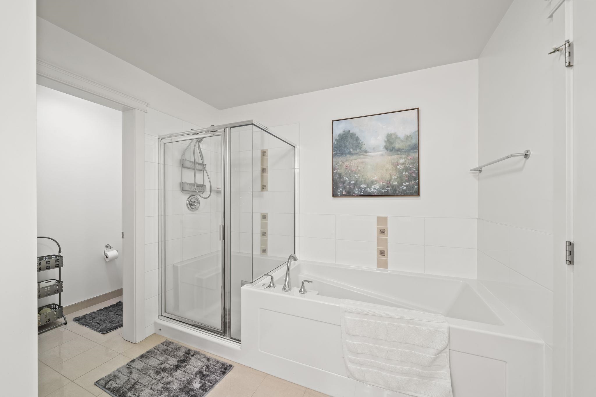405 2950 PANORAMA DRIVE