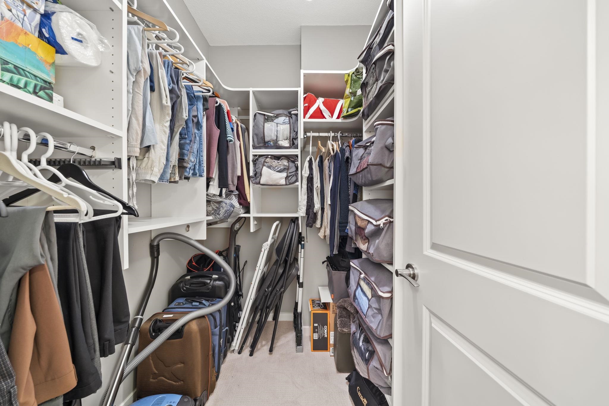 405 2950 PANORAMA DRIVE