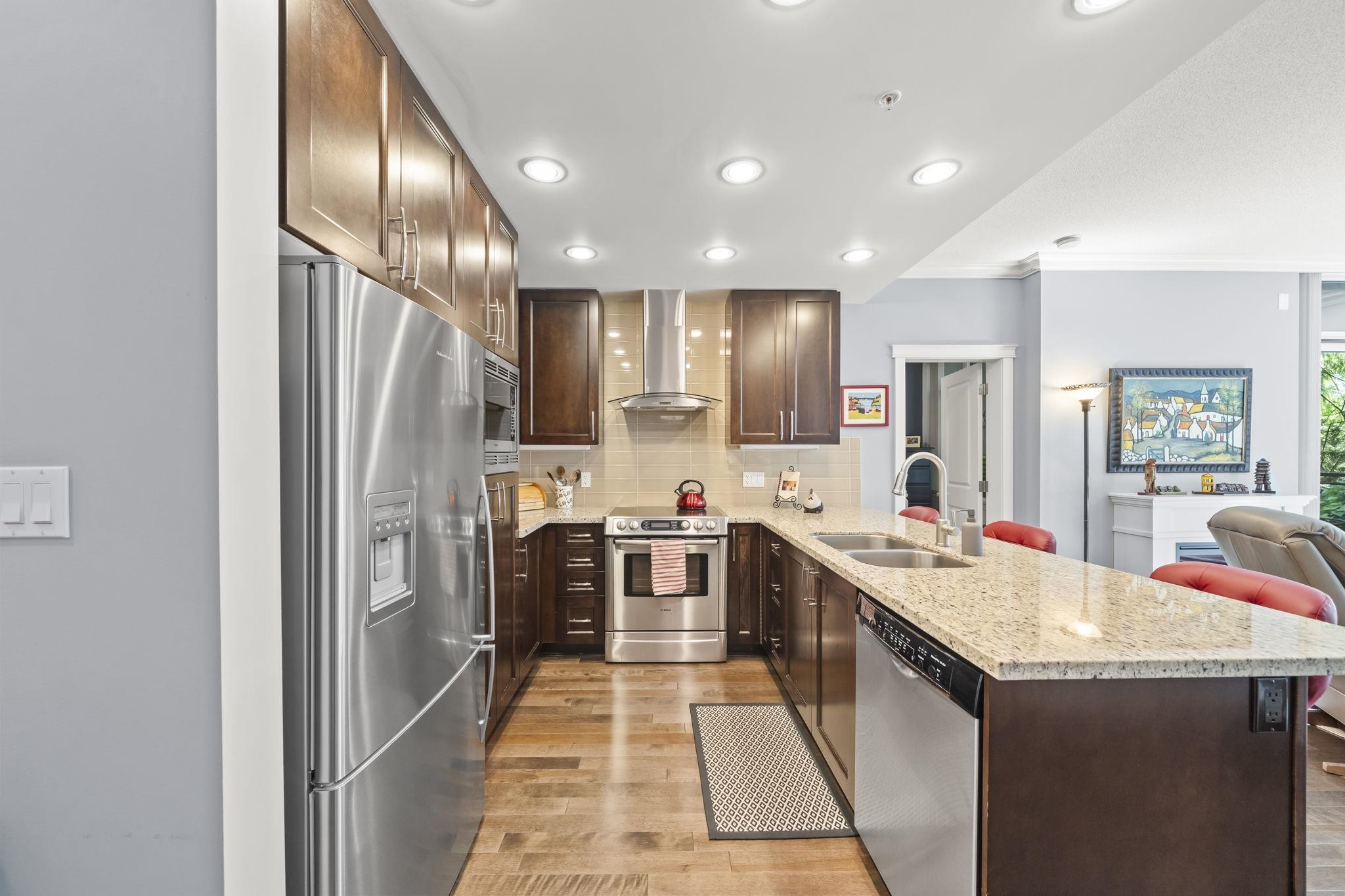 405 2950 PANORAMA DRIVE