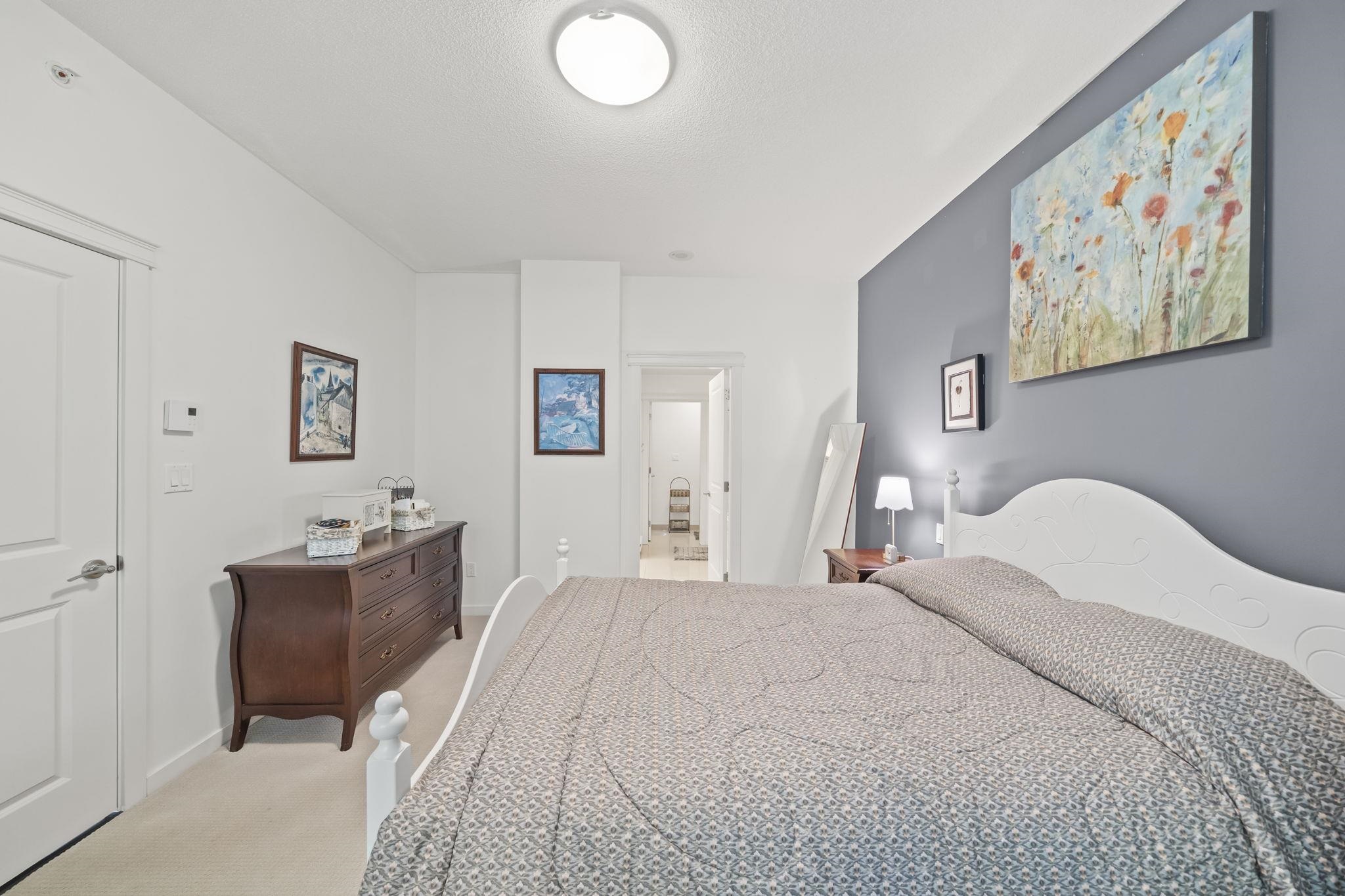 405 2950 PANORAMA DRIVE