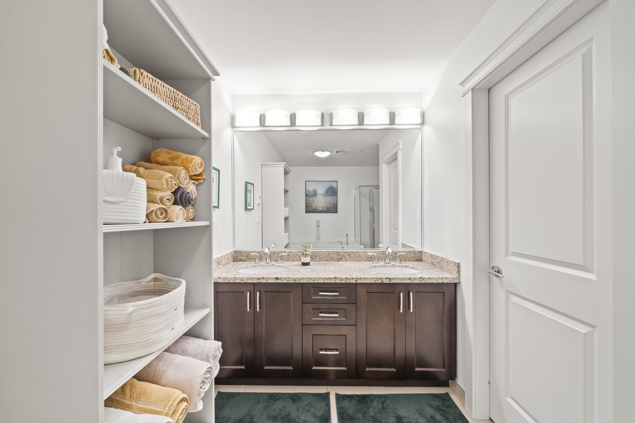 405 2950 PANORAMA DRIVE