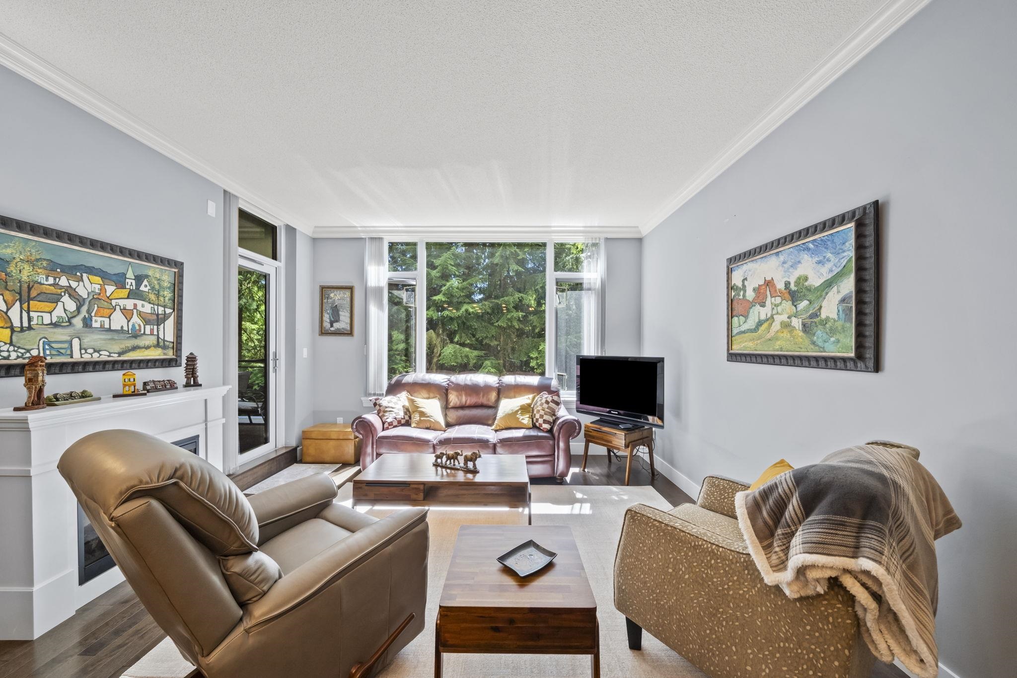 405 2950 PANORAMA DRIVE