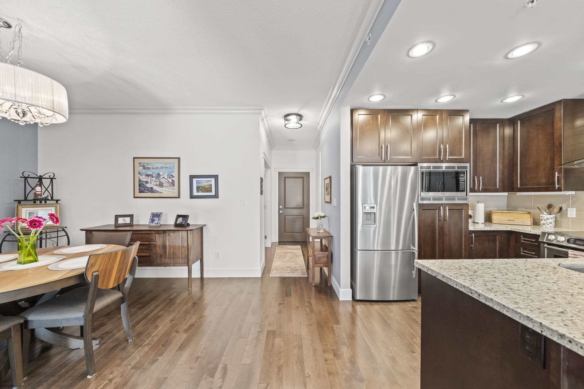 405 2950 PANORAMA DRIVE
