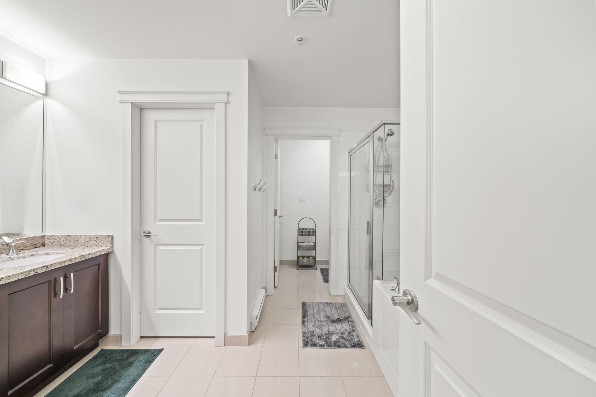 405 2950 PANORAMA DRIVE