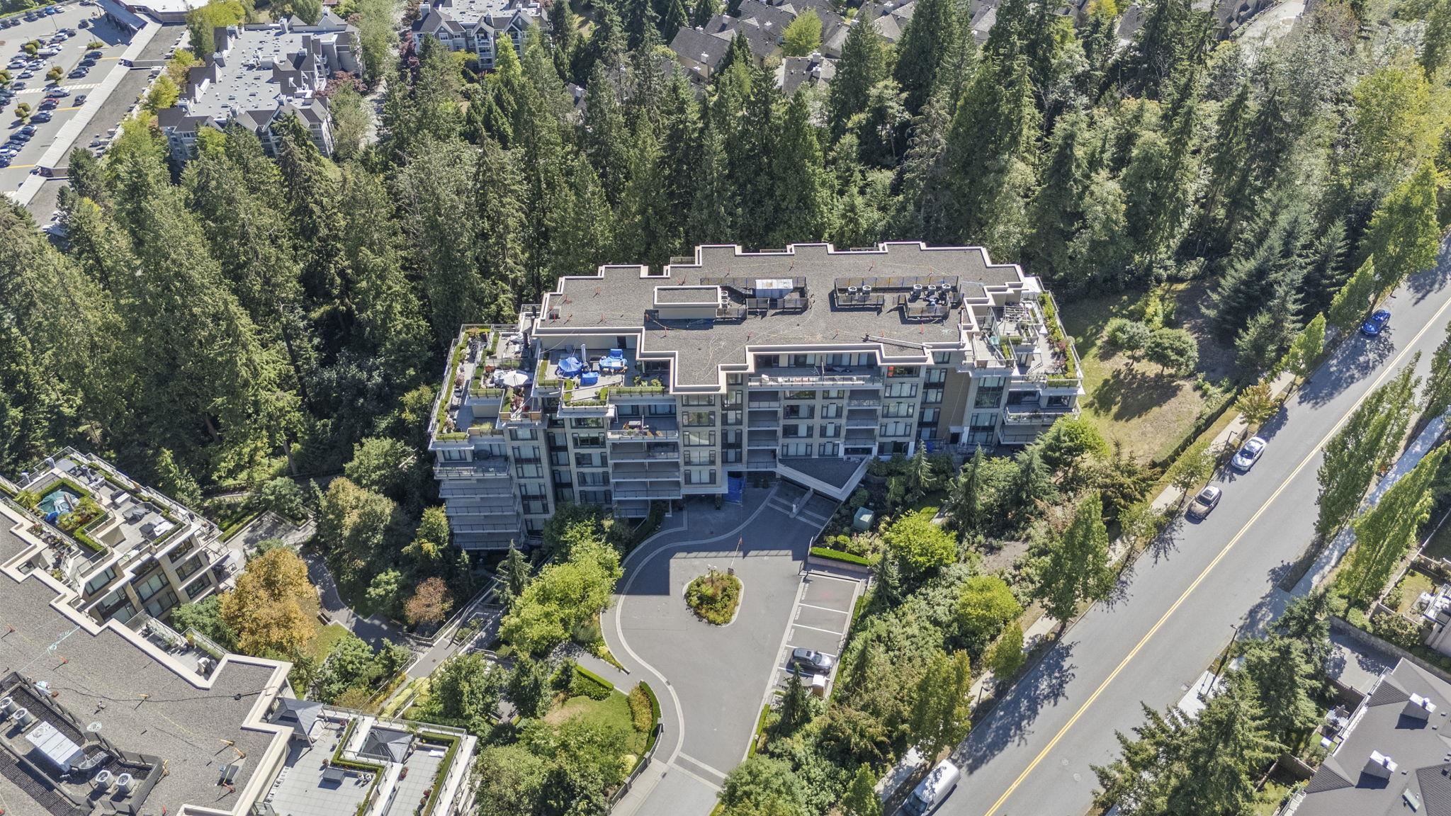 405 2950 PANORAMA DRIVE