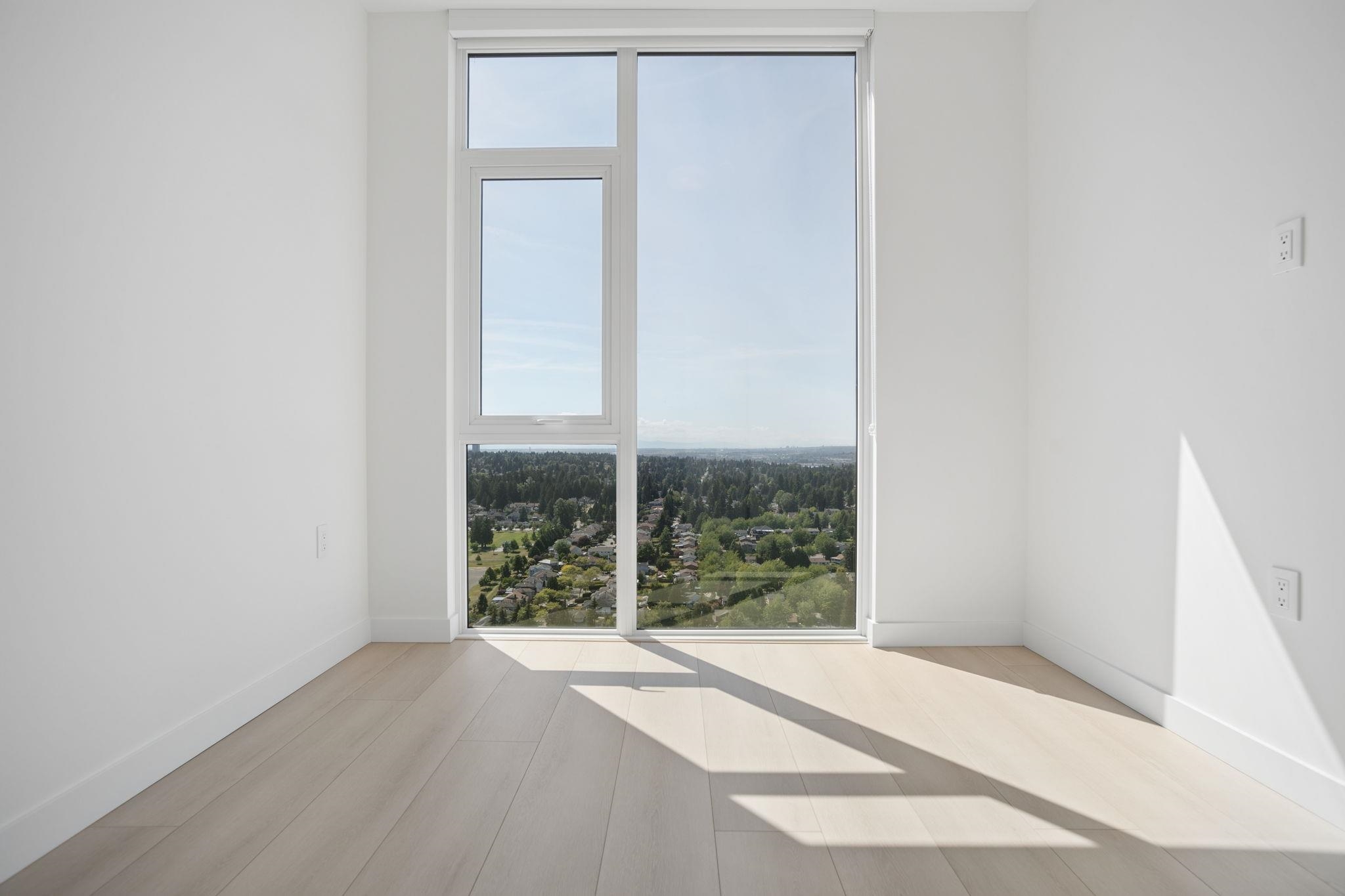 2905 13573 98A AVENUE