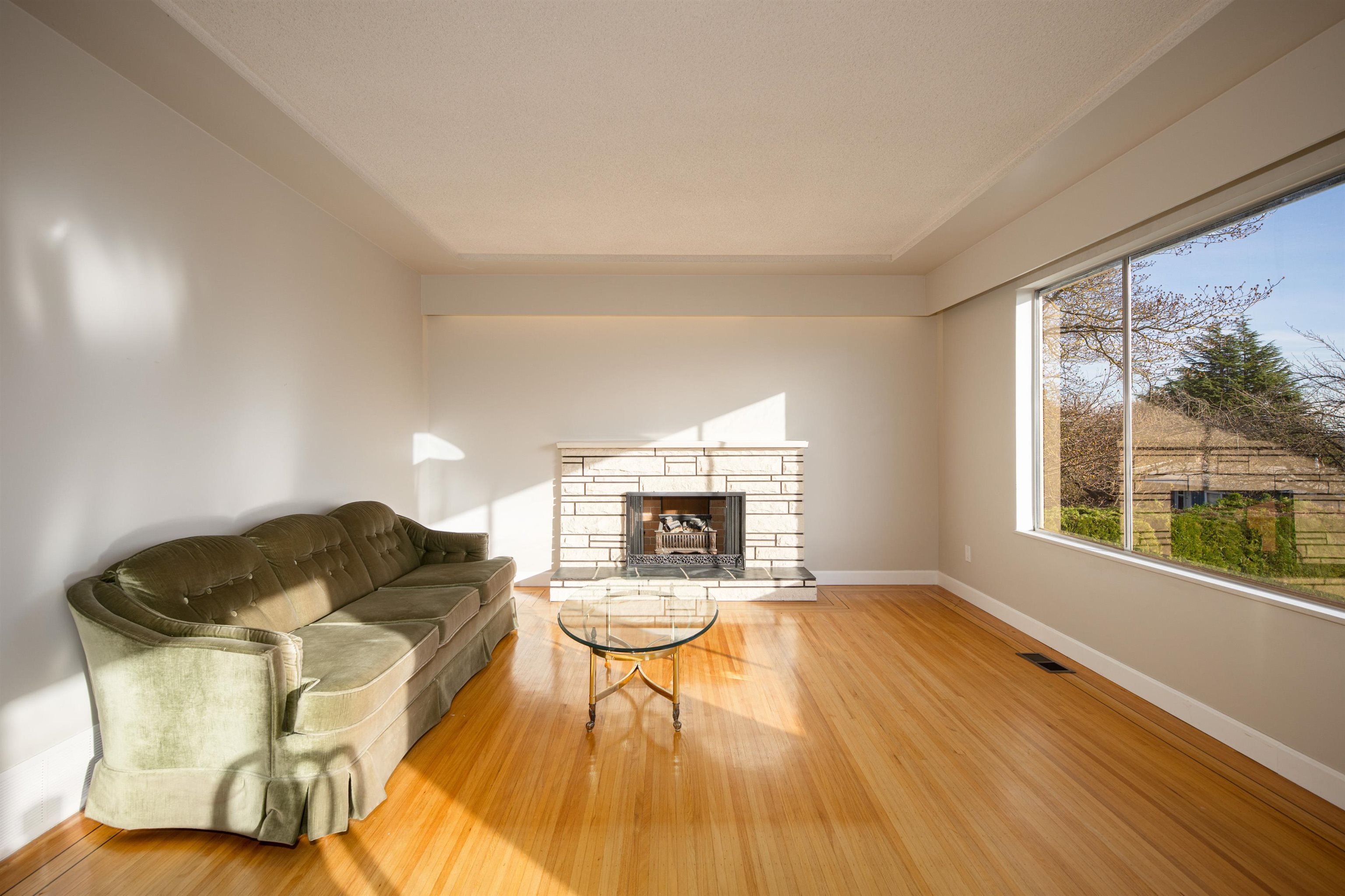 2321 HARRISON DRIVE