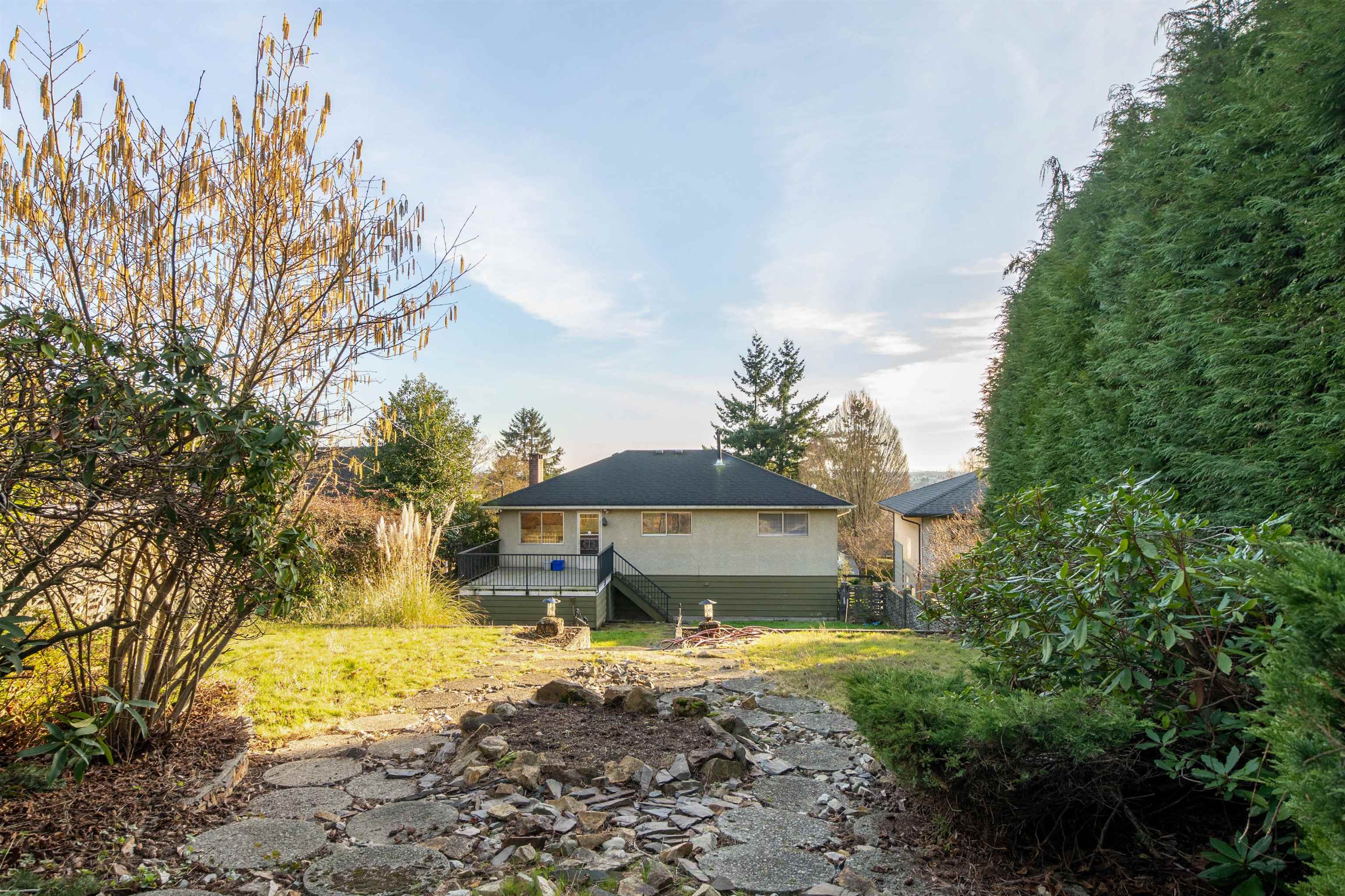 2321 HARRISON DRIVE