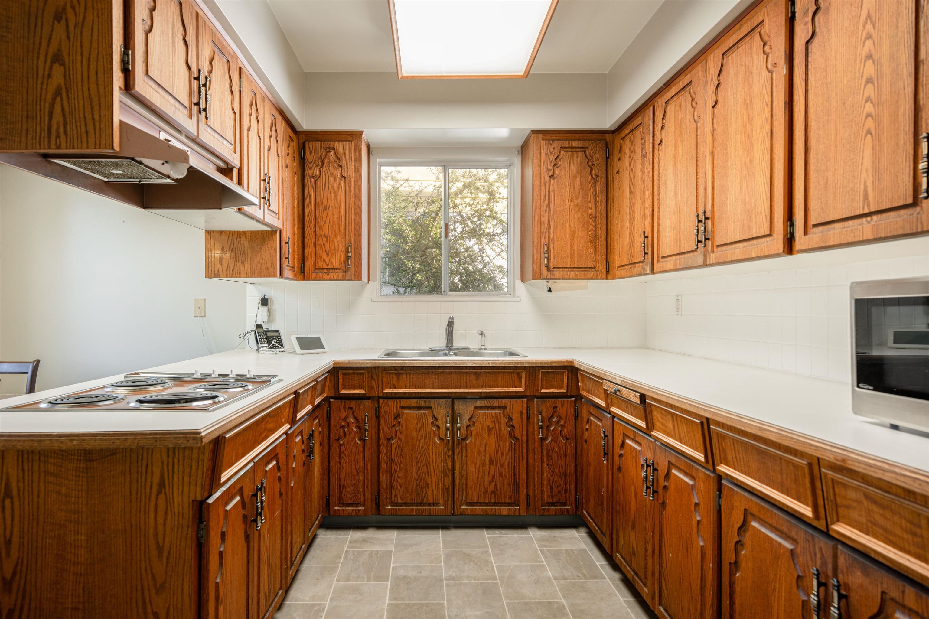 2321 HARRISON DRIVE