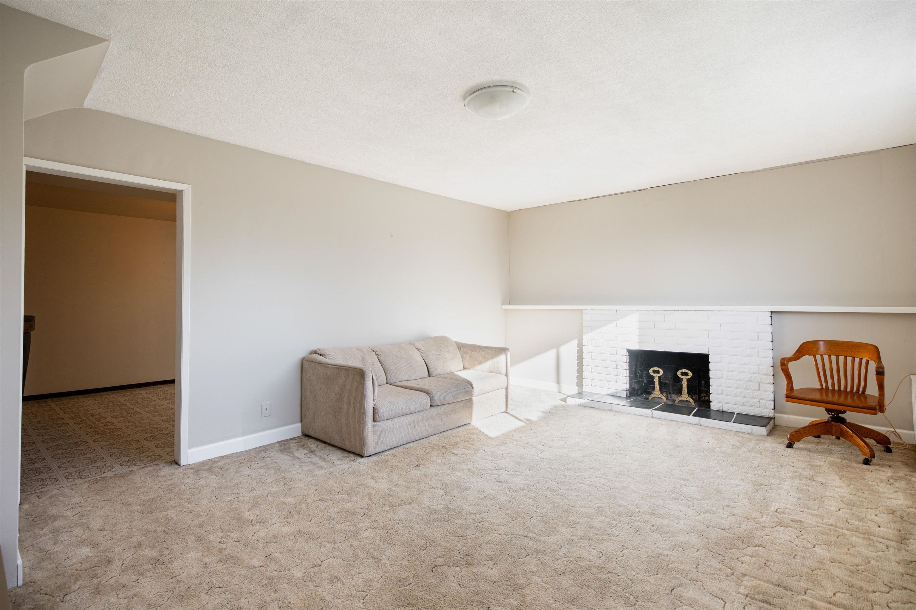 2321 HARRISON DRIVE