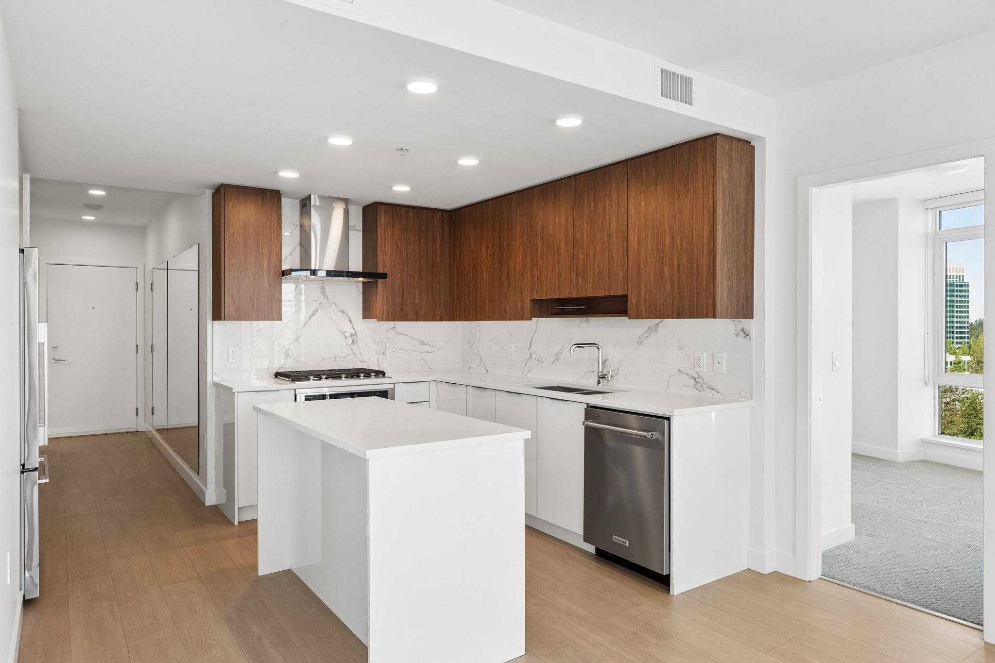 903 7683 PARK CRESCENT