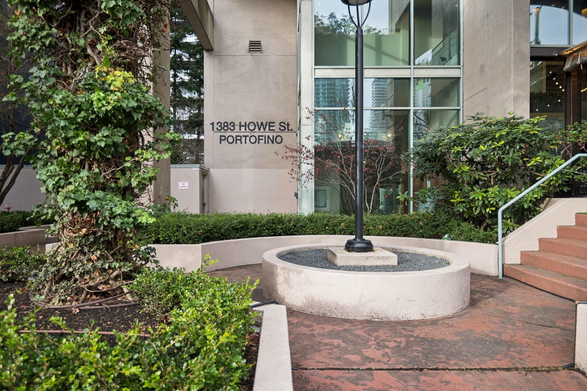1306 1383 HOWE STREET