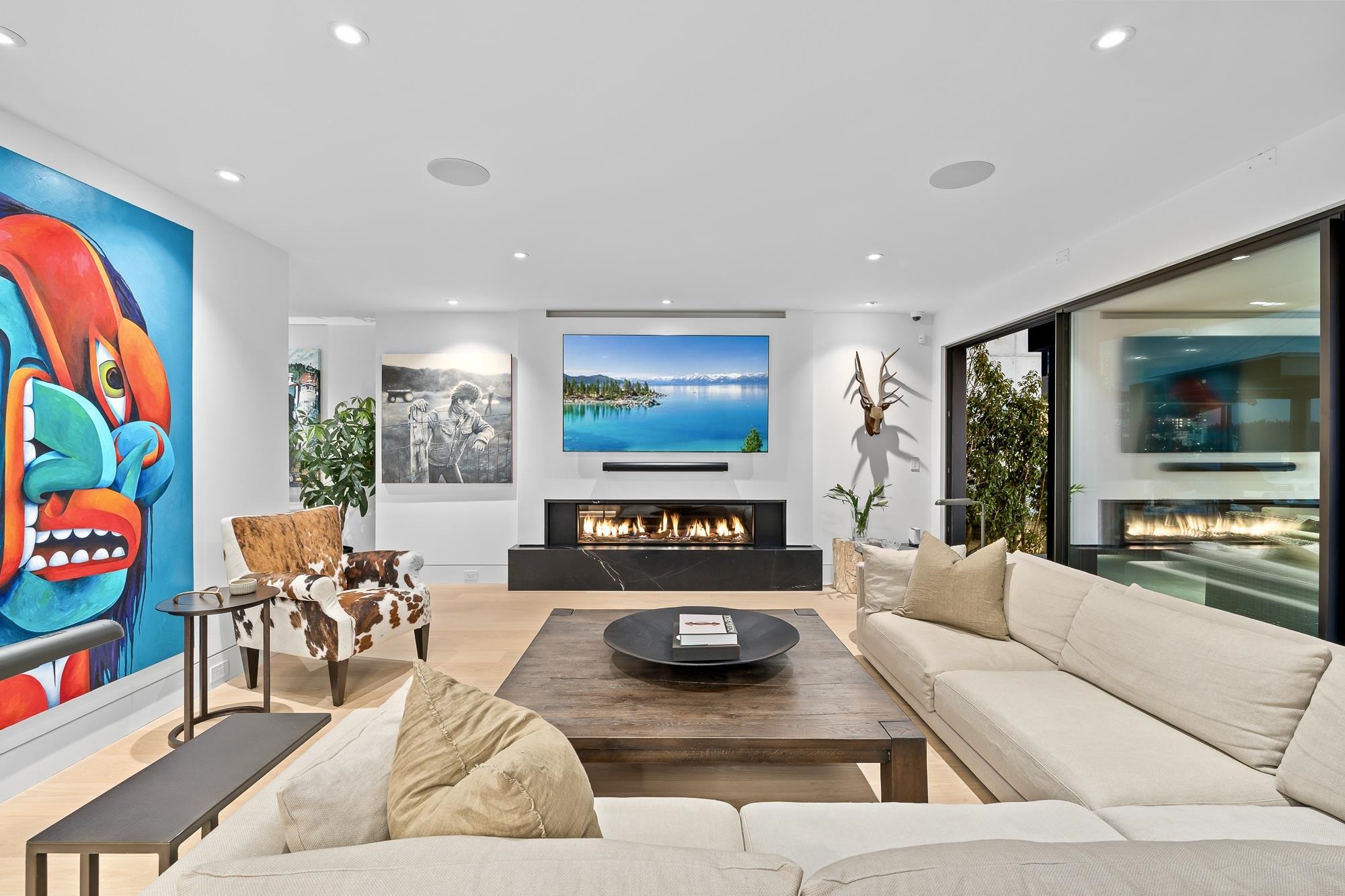 2356 BELLEVUE AVENUE