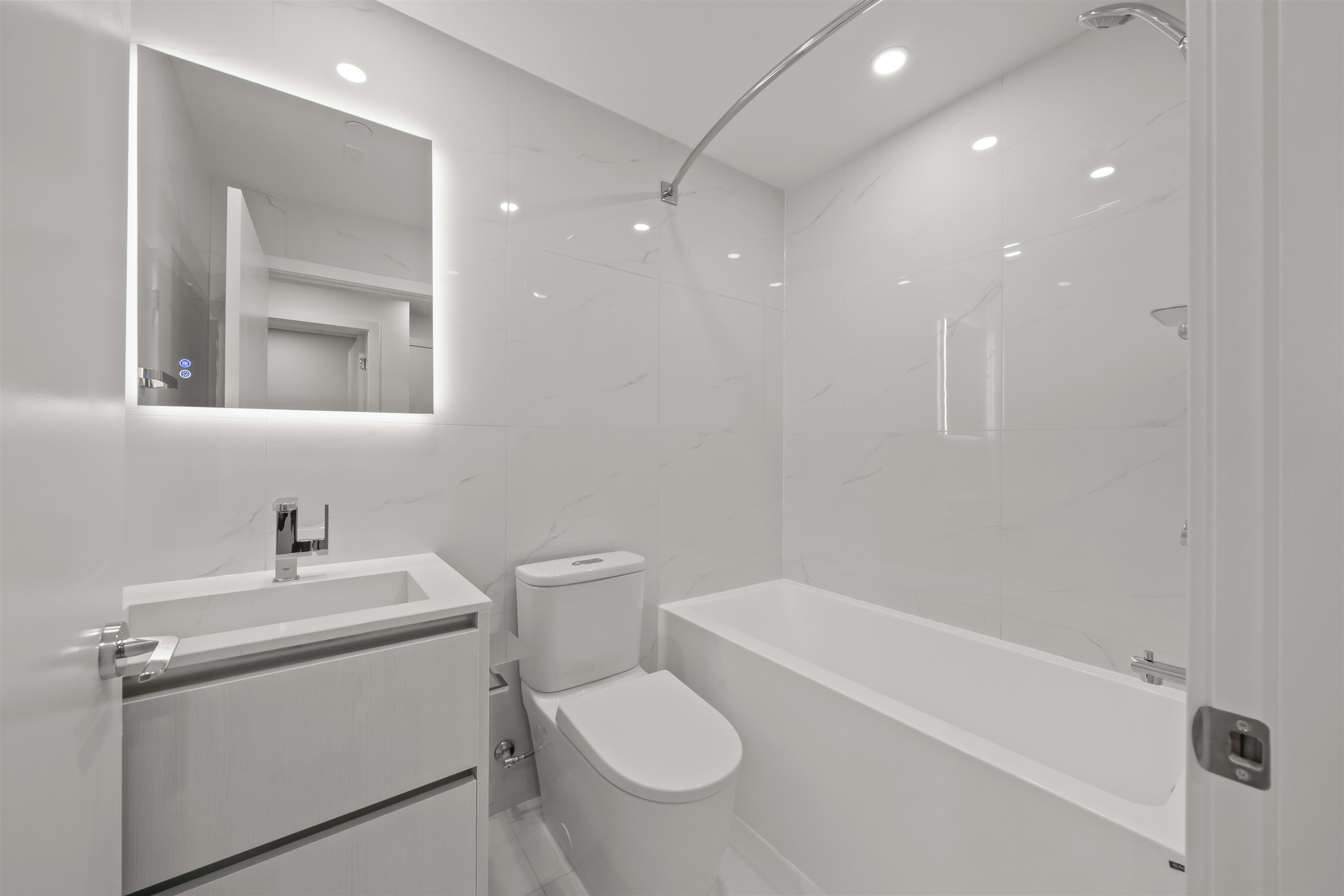 702 8415 GRANVILLE STREET