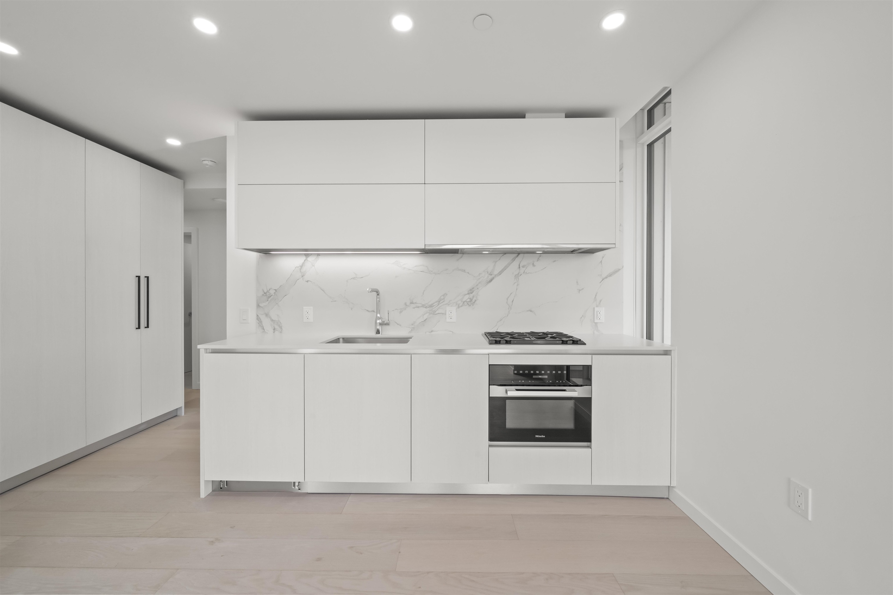 702 8415 GRANVILLE STREET