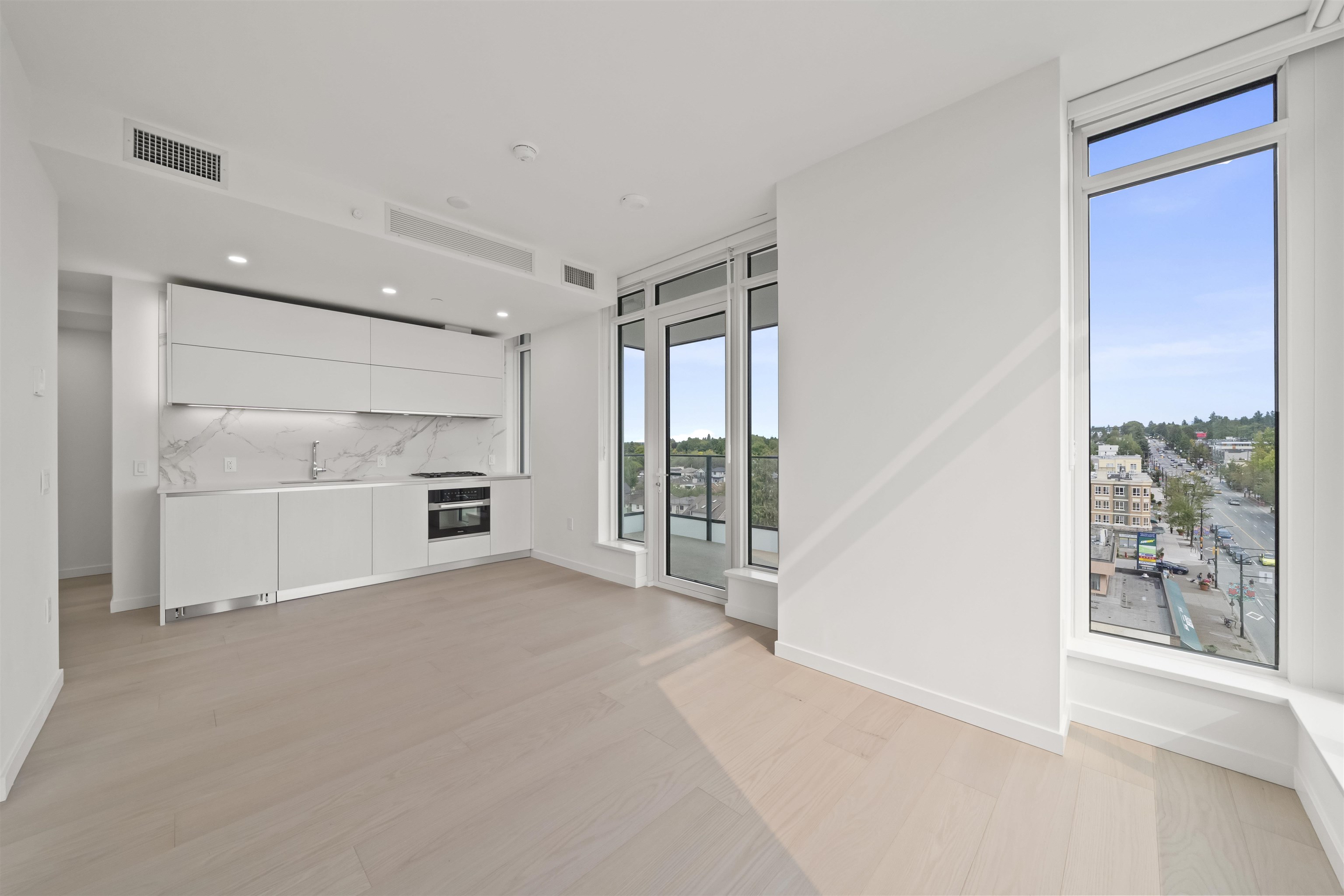 702 8415 GRANVILLE STREET