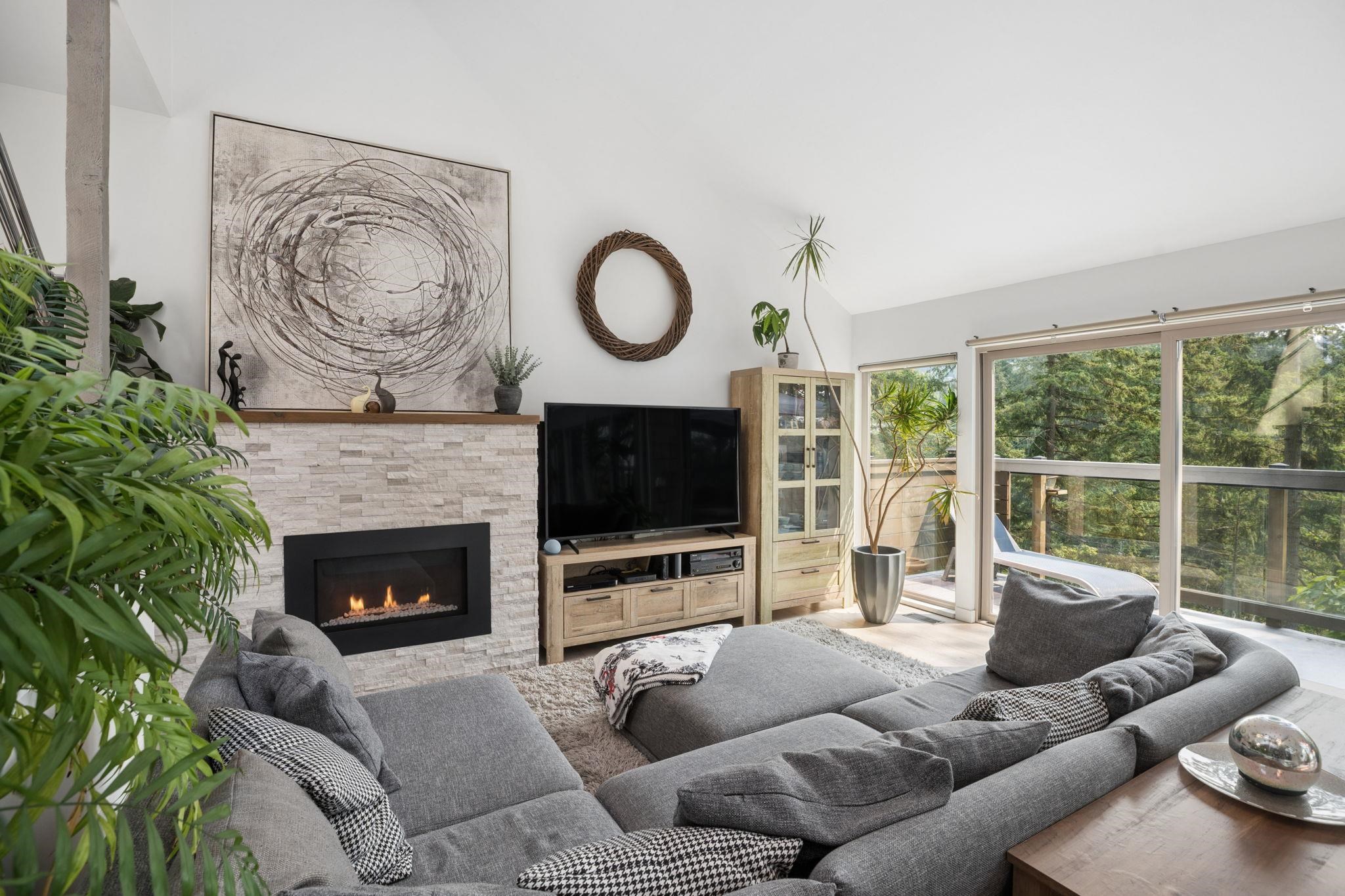 5781 CRANLEY DRIVE