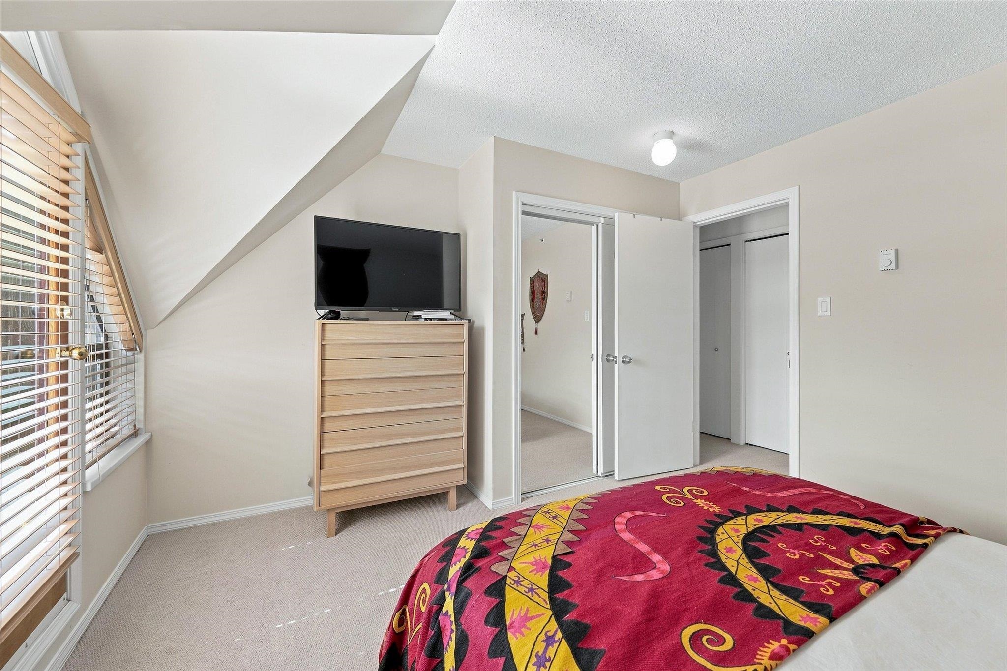 4 4637 BLACKCOMB WAY
