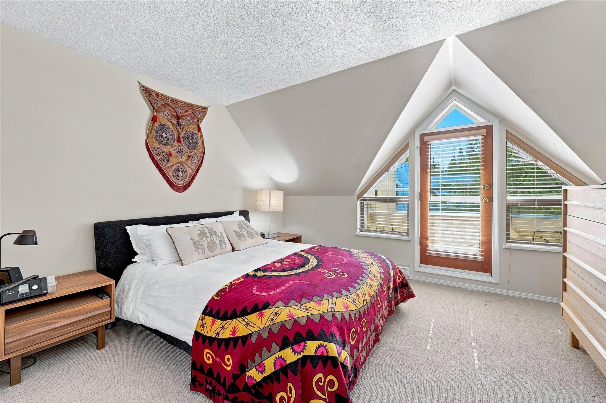 4 4637 BLACKCOMB WAY