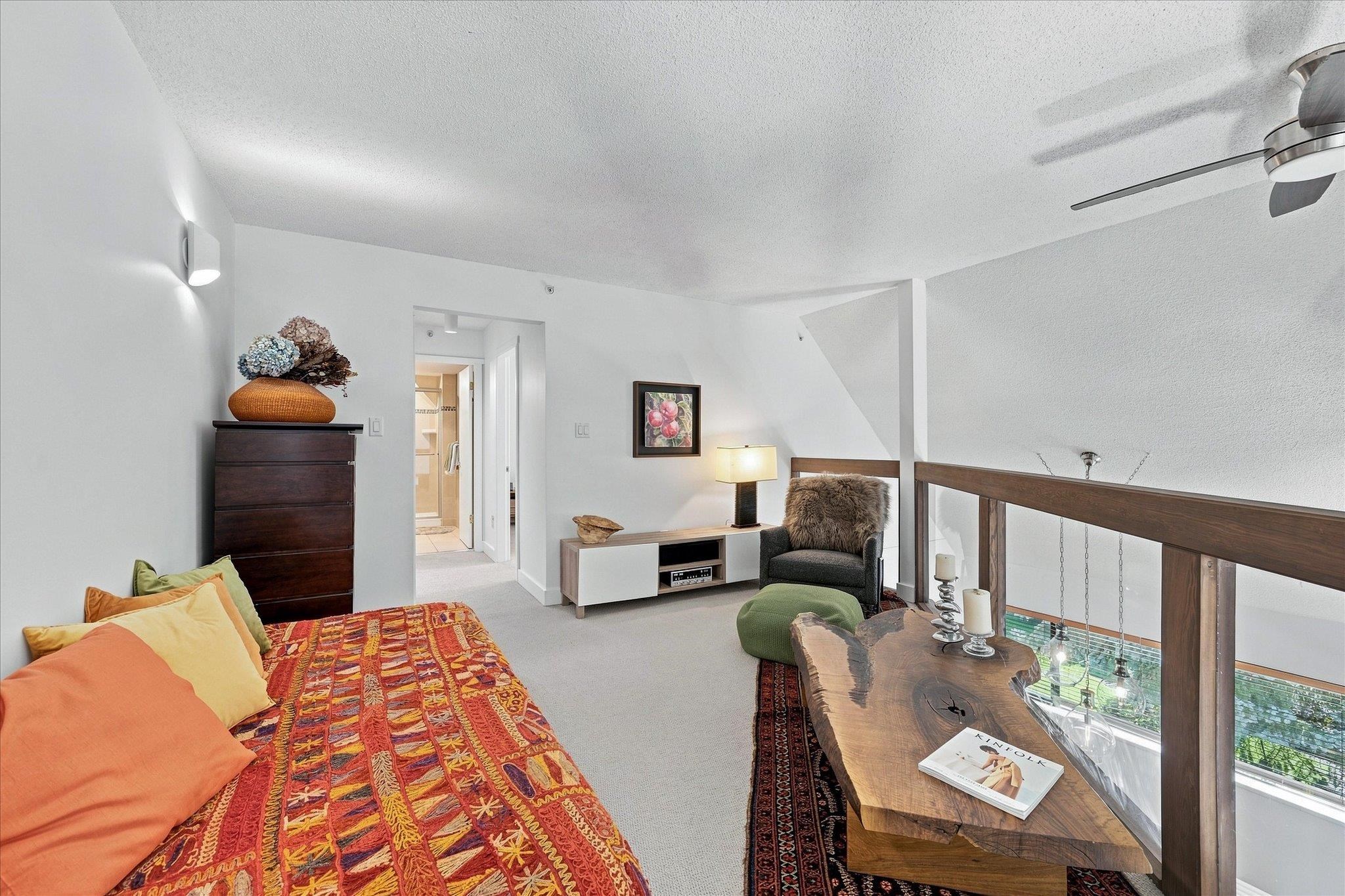 4 4637 BLACKCOMB WAY