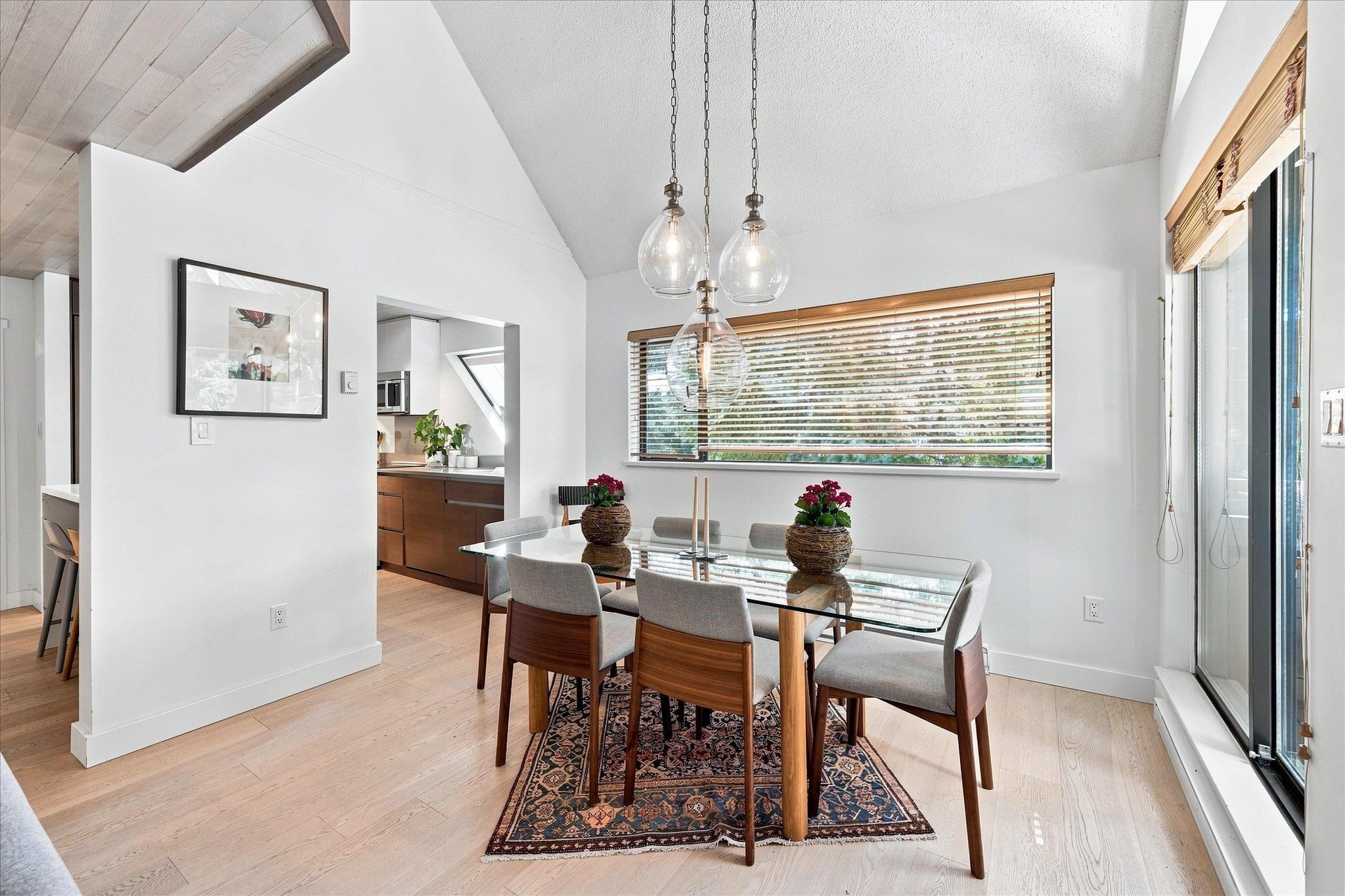 4 4637 BLACKCOMB WAY