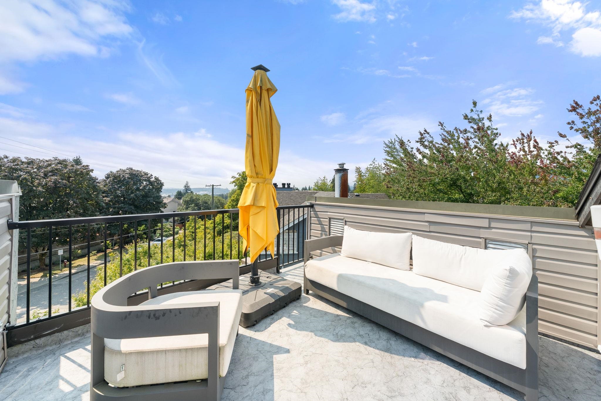 4 230 W 16TH STREET