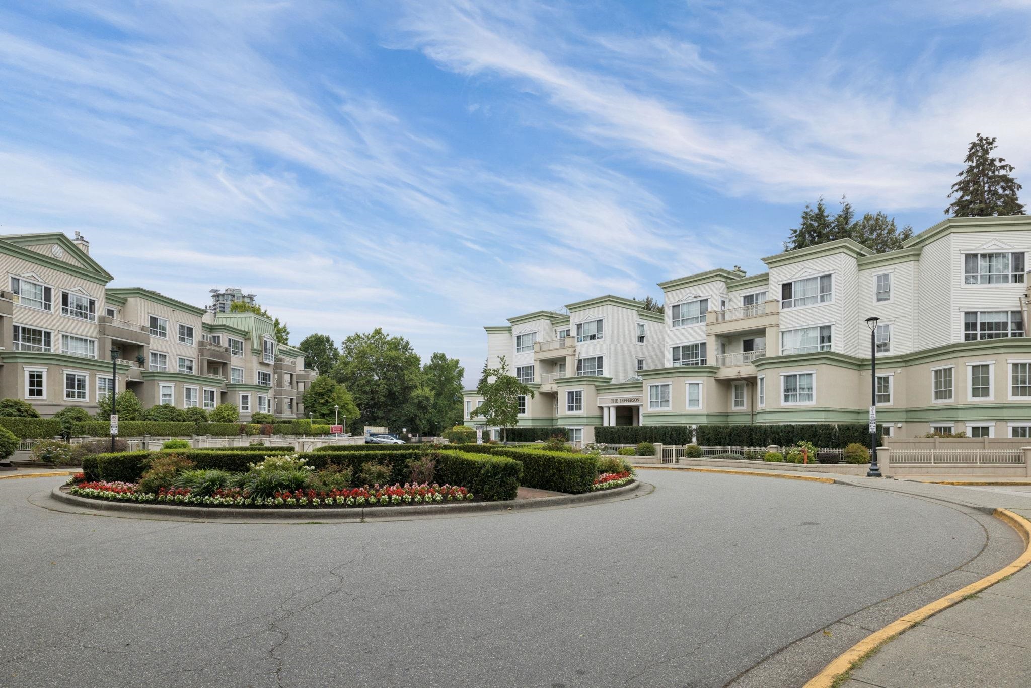 418 2960 PRINCESS CRESCENT