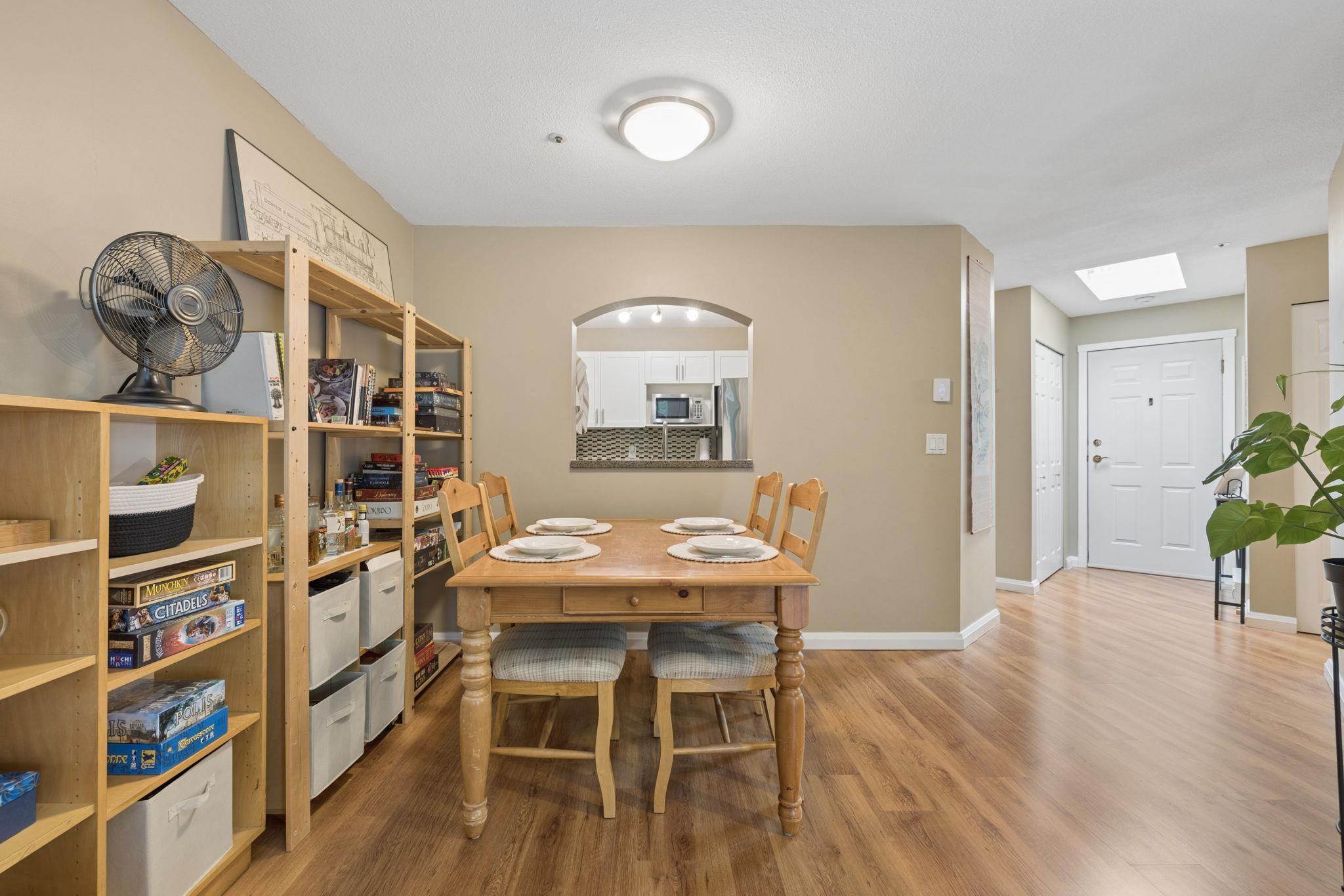 418 2960 PRINCESS CRESCENT