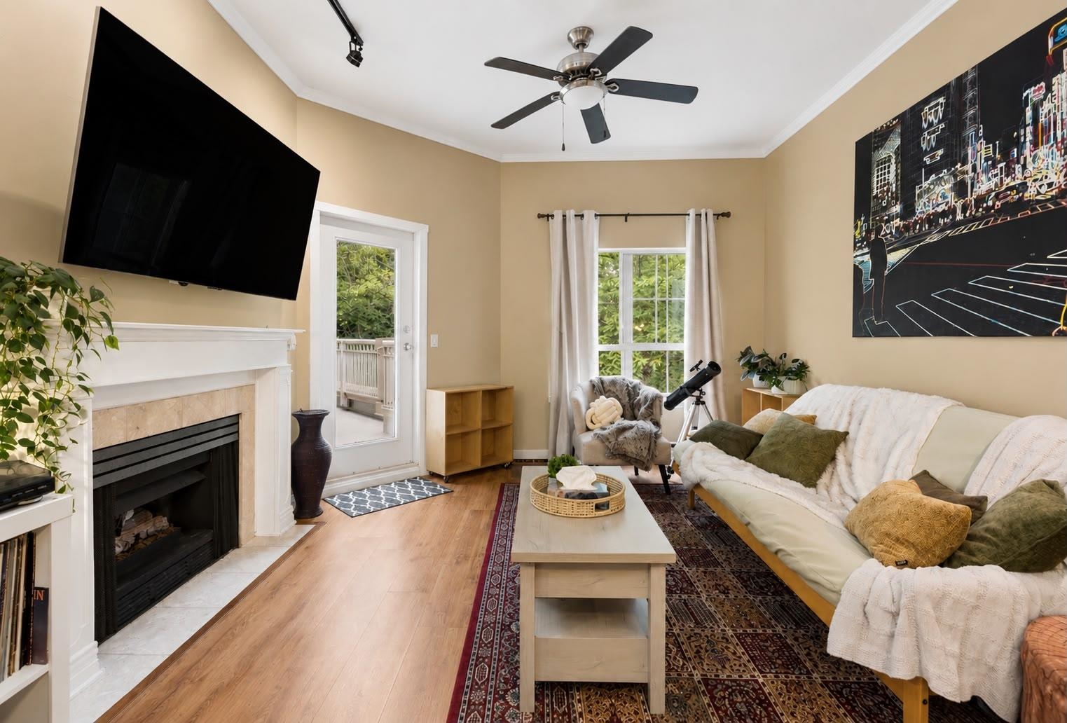 418 2960 PRINCESS CRESCENT