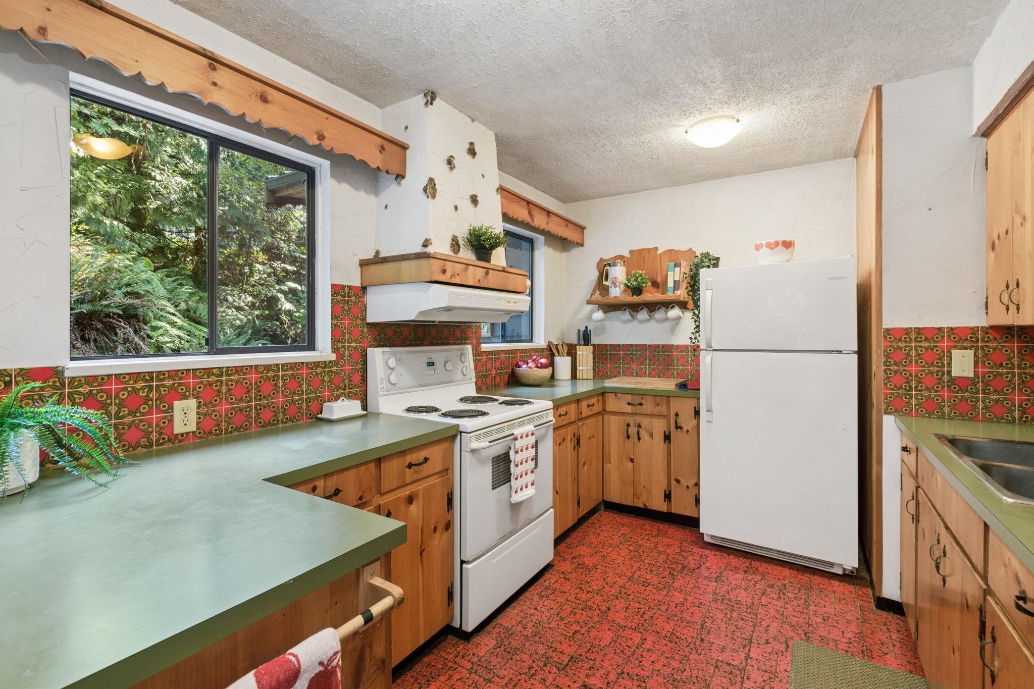 295 BAYVIEW ROAD