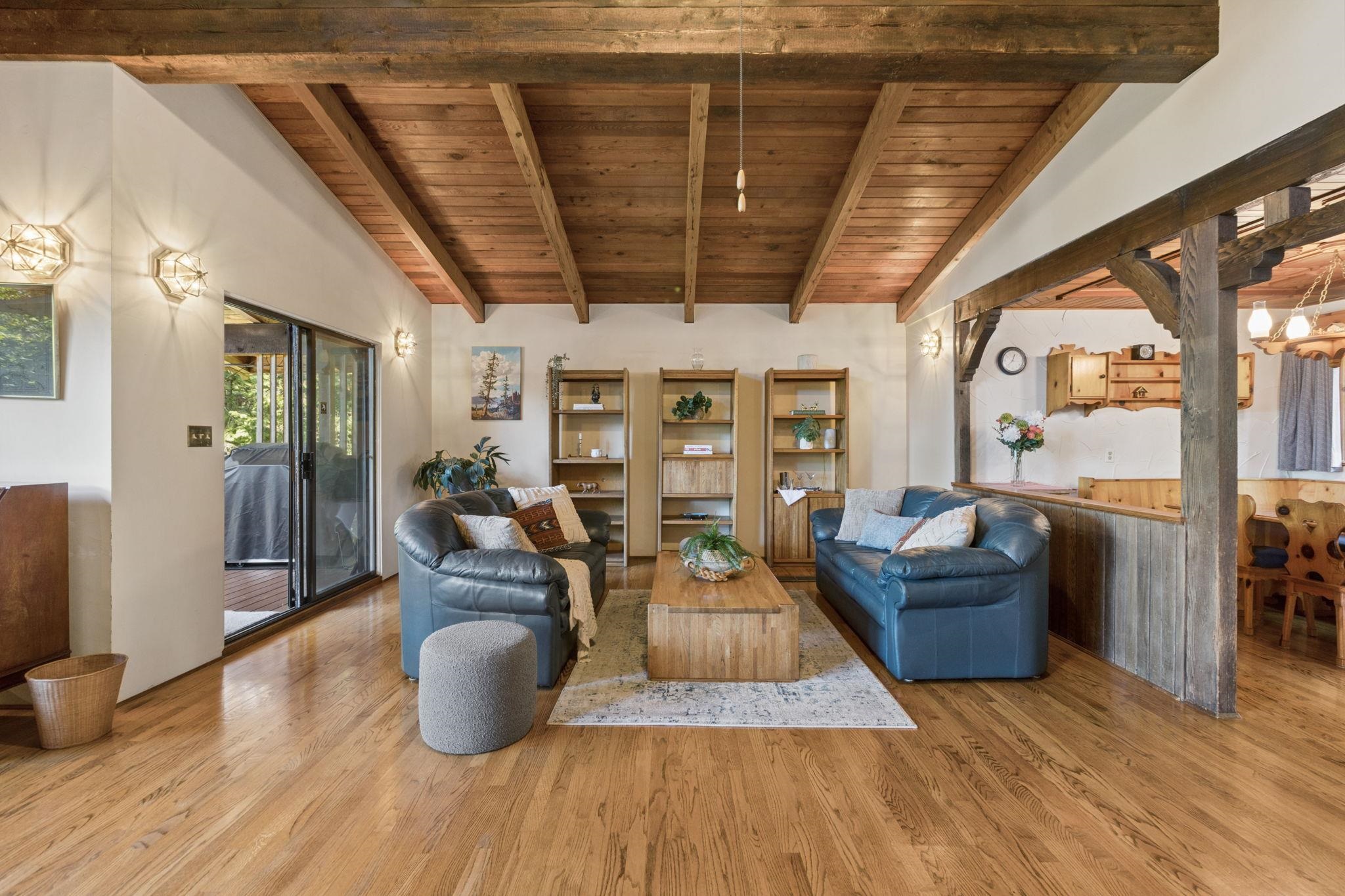 295 BAYVIEW ROAD