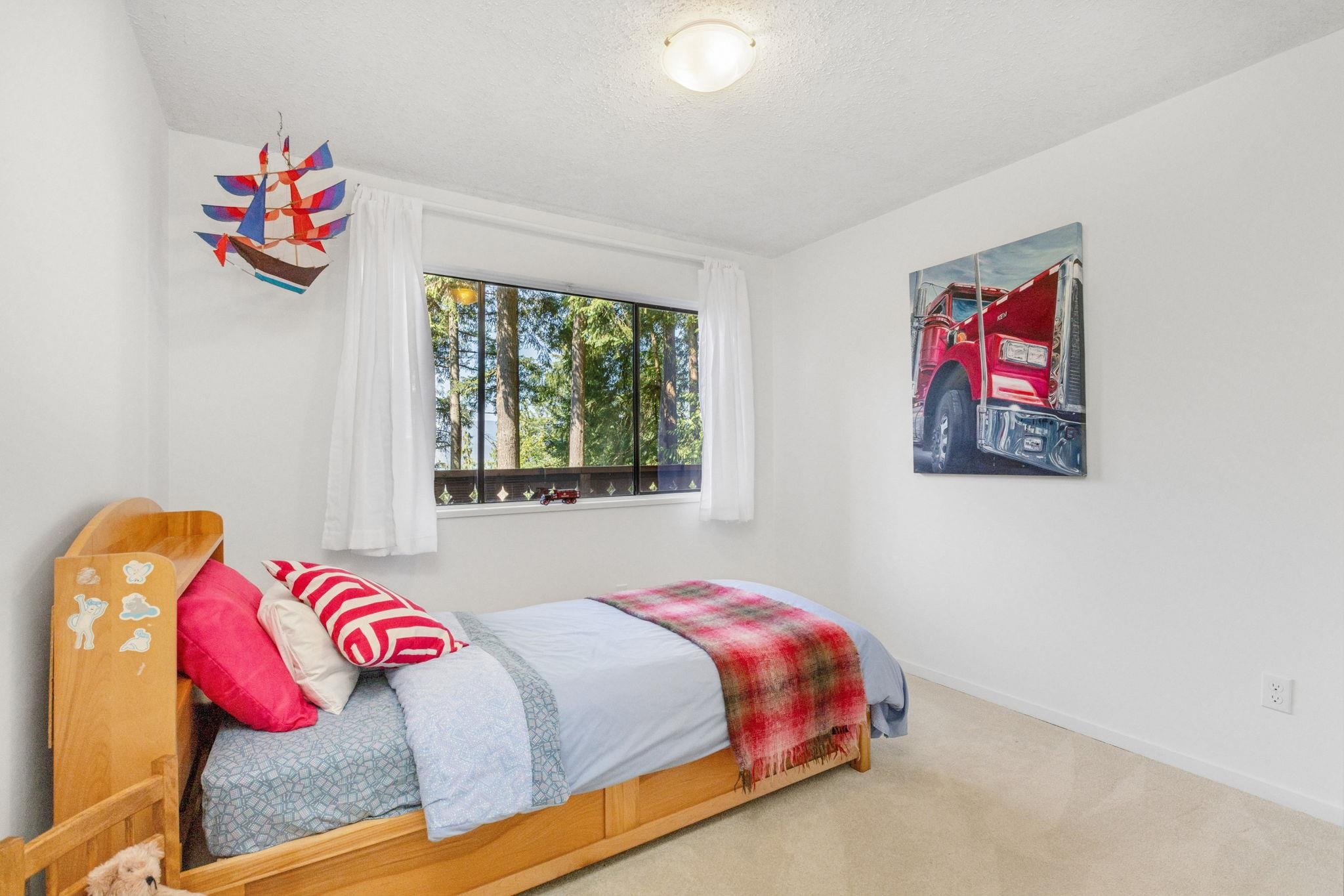 295 BAYVIEW ROAD