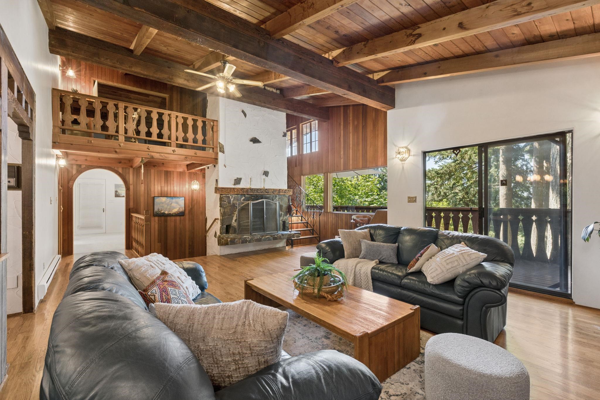 295 BAYVIEW ROAD