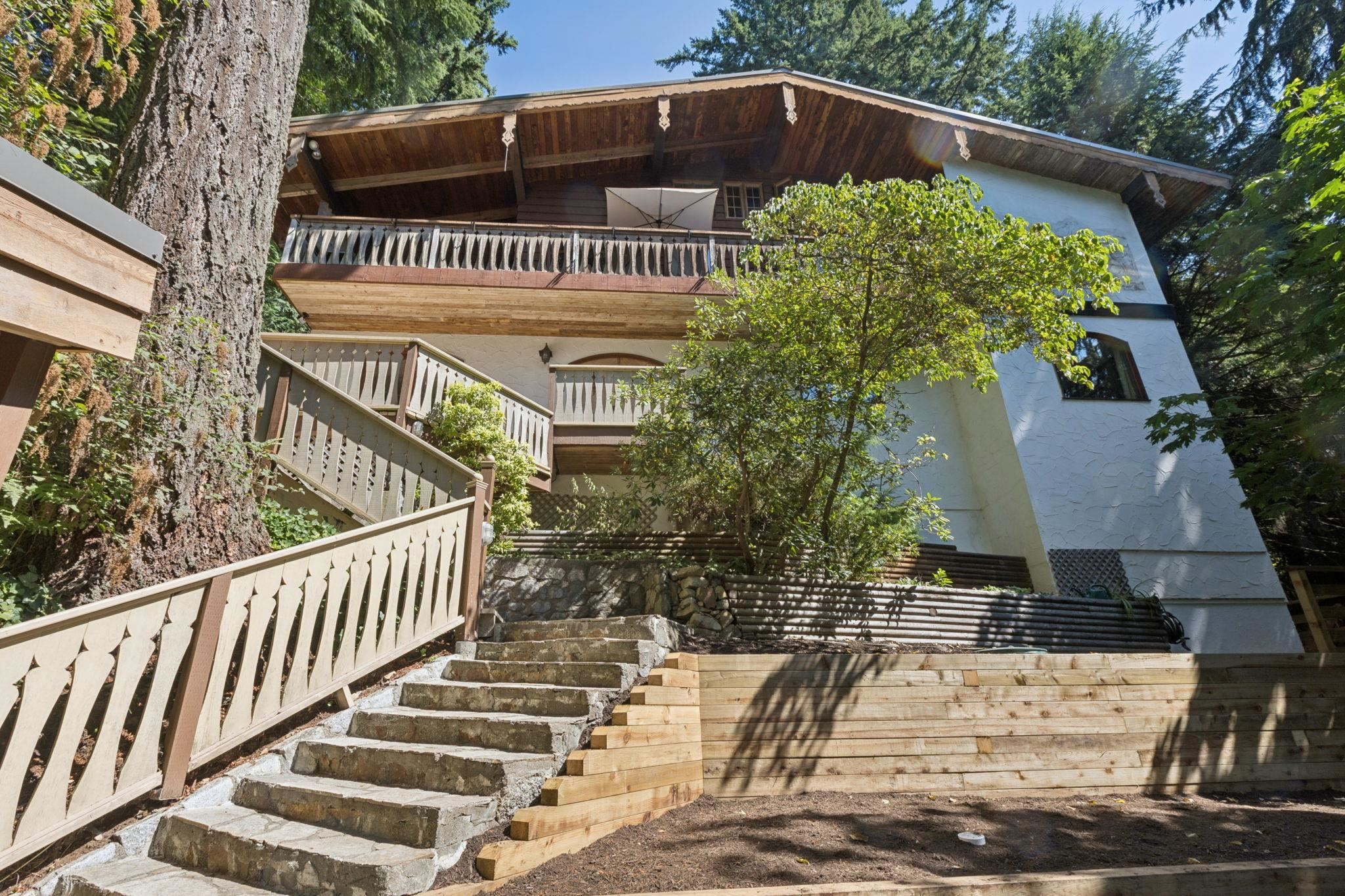 295 BAYVIEW ROAD