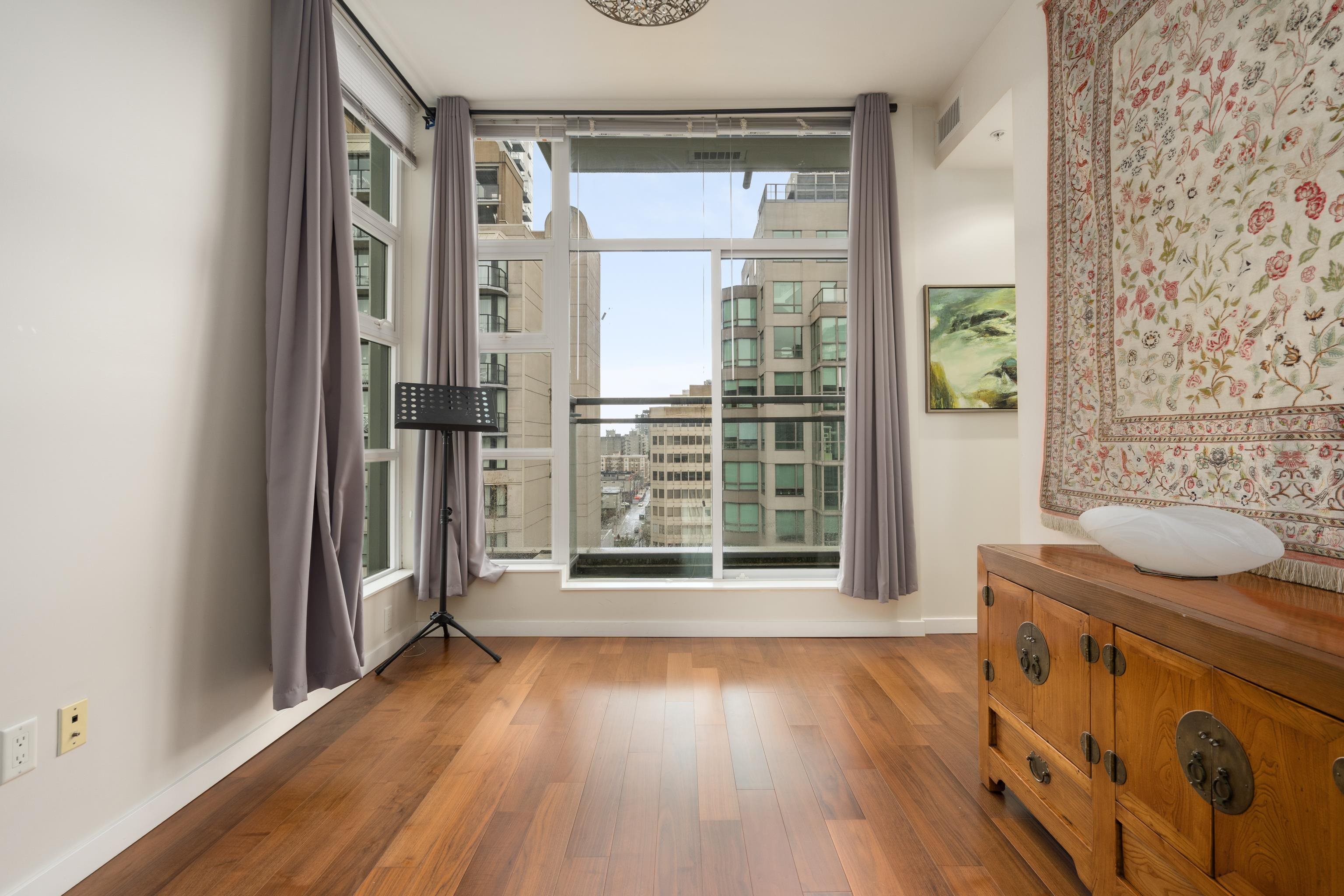 1404 1205 HOWE STREET